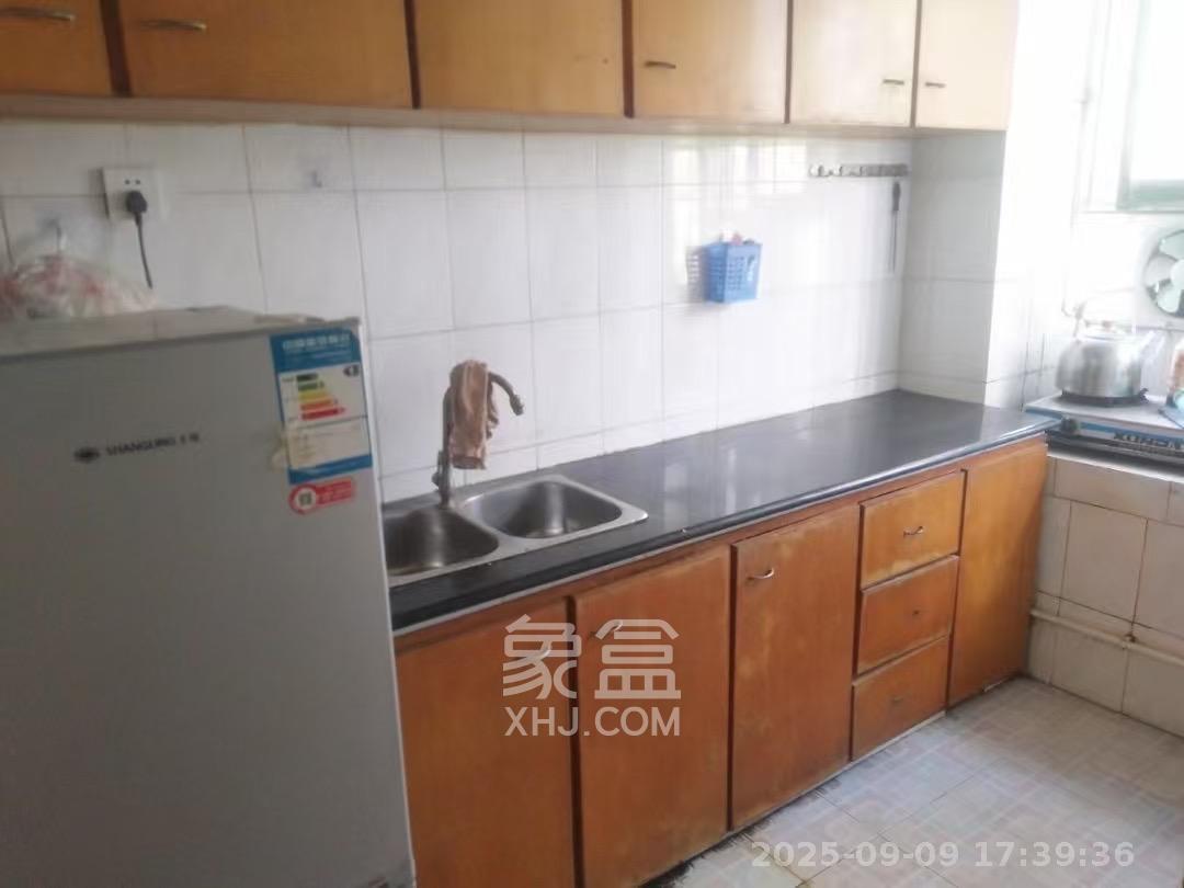 谢家冲  2室1厅1卫    1500.0元/月室内图