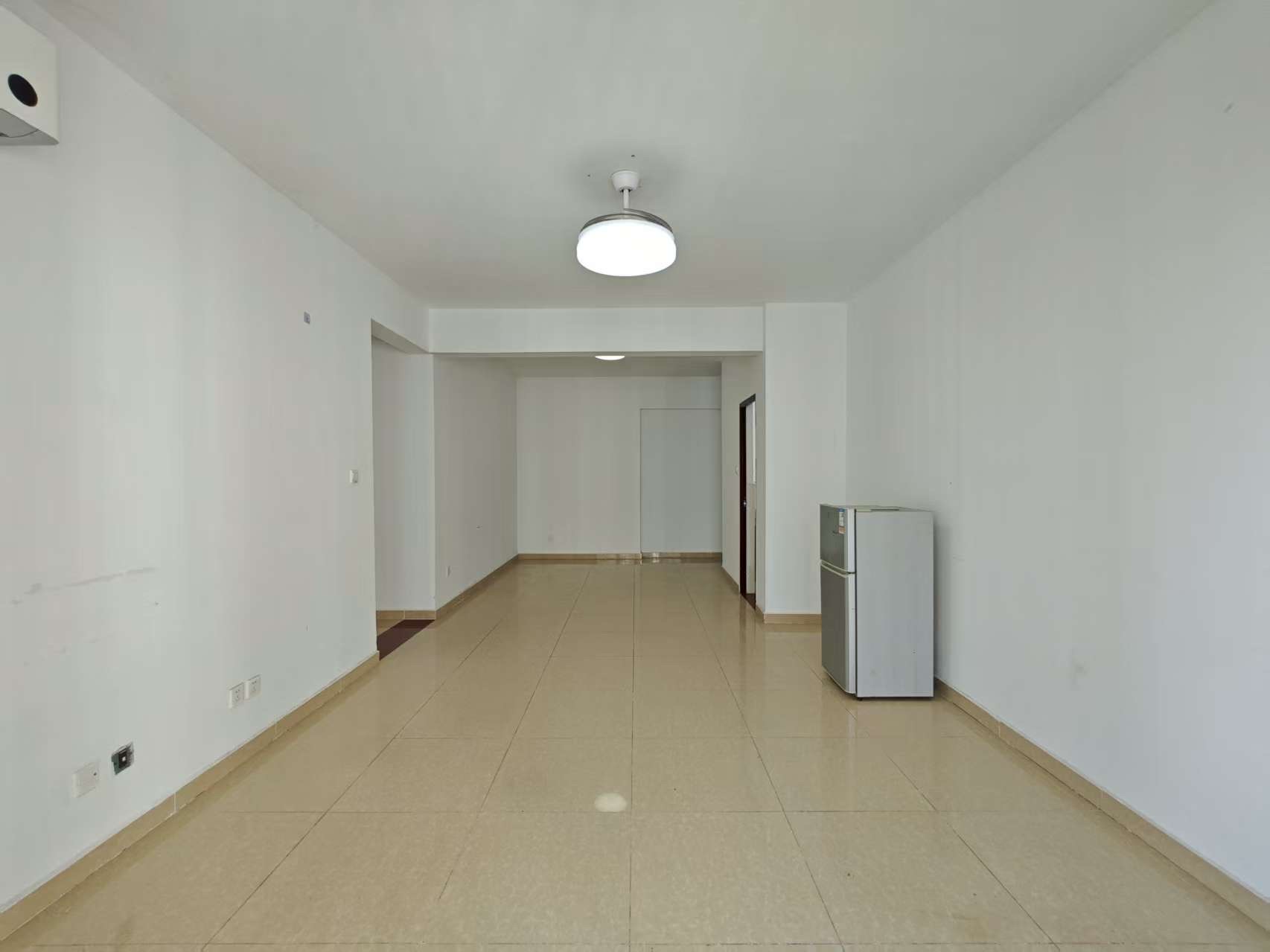 道客和悦坊 4室2厅2卫 2500.0元/月 道客和悦坊 4室2厅2卫 2500.0元/月室内图