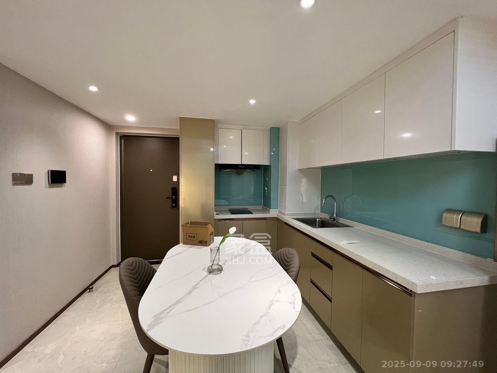 华远华时代 3室2厅2卫 3800.0元/月 华远华时代 3室2厅2卫 3800.0元/月室内图