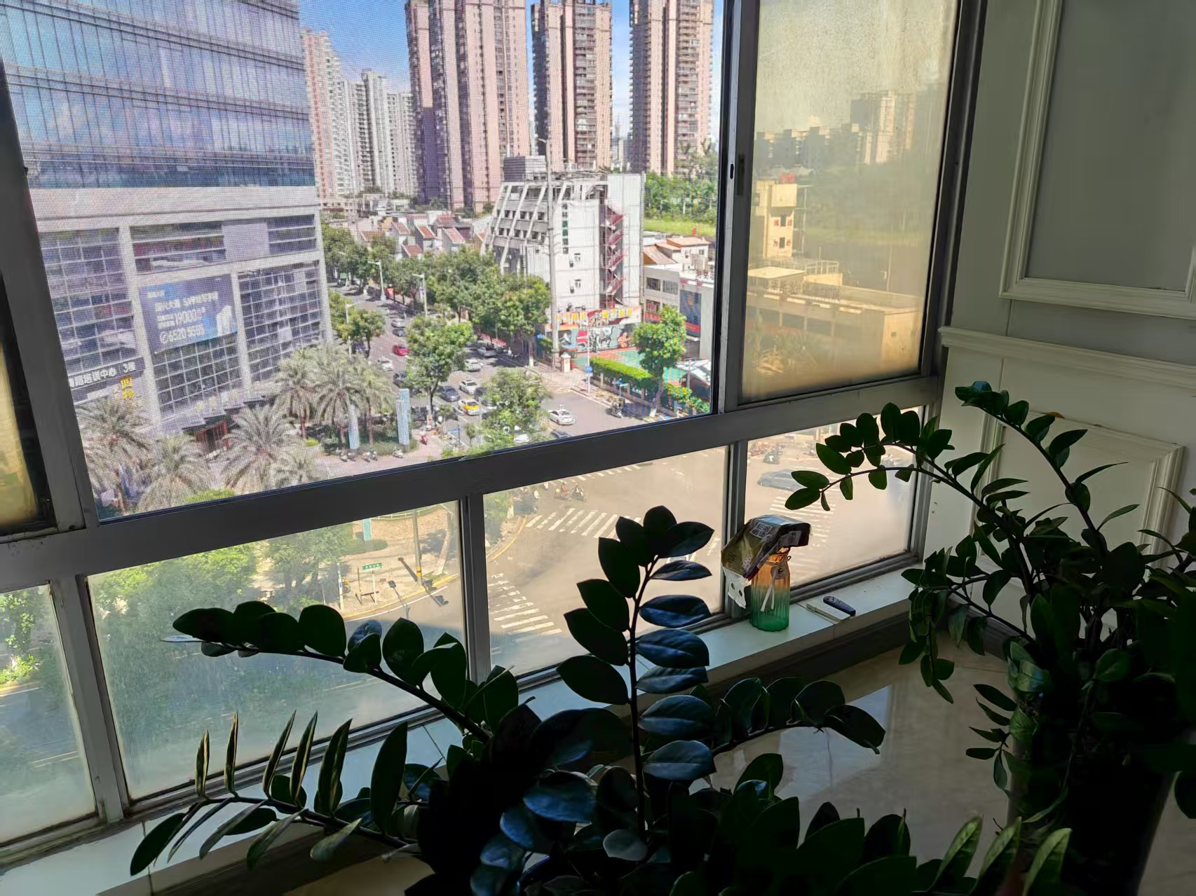 世贸中心  3室2厅2卫    3900.0元/月 世贸中心  3室2厅2卫    3900.0元/月室内图