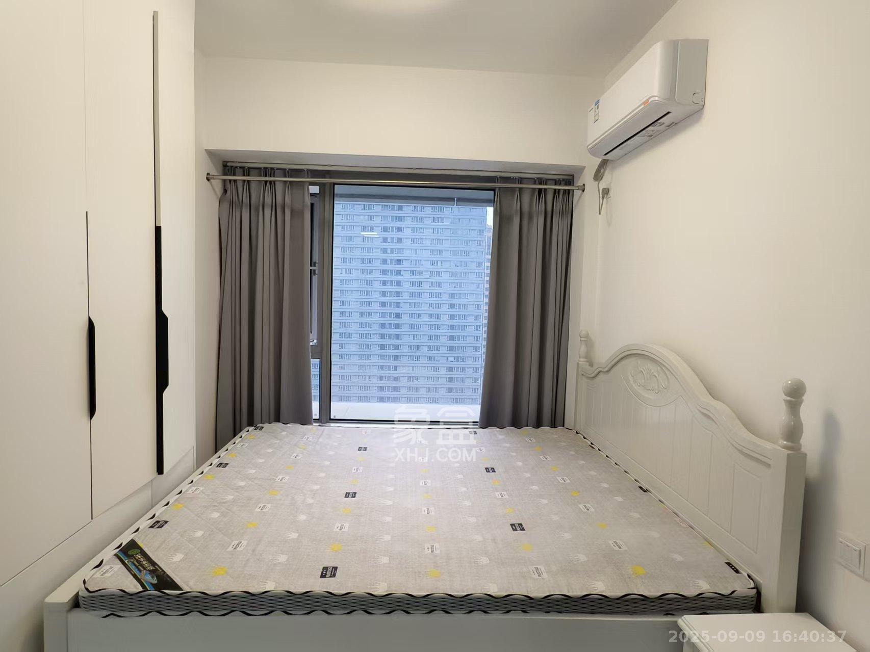 保利天禧EF区 1室1厅1卫 1600.0元/月 保利天禧EF区 1室1厅1卫 1600.0元/月室内图