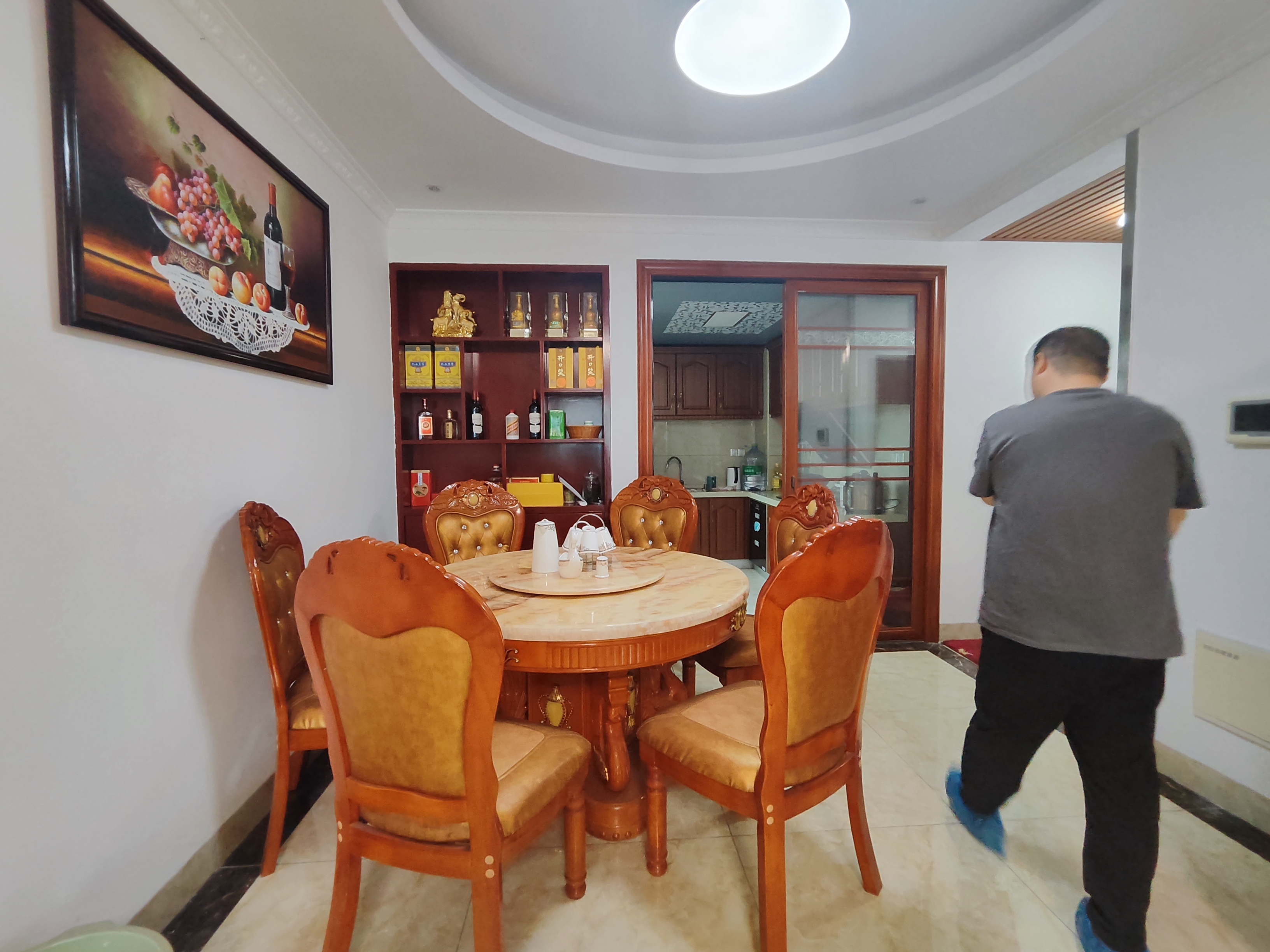 湾田家园  3室2厅1卫    2000.0元/月室内图