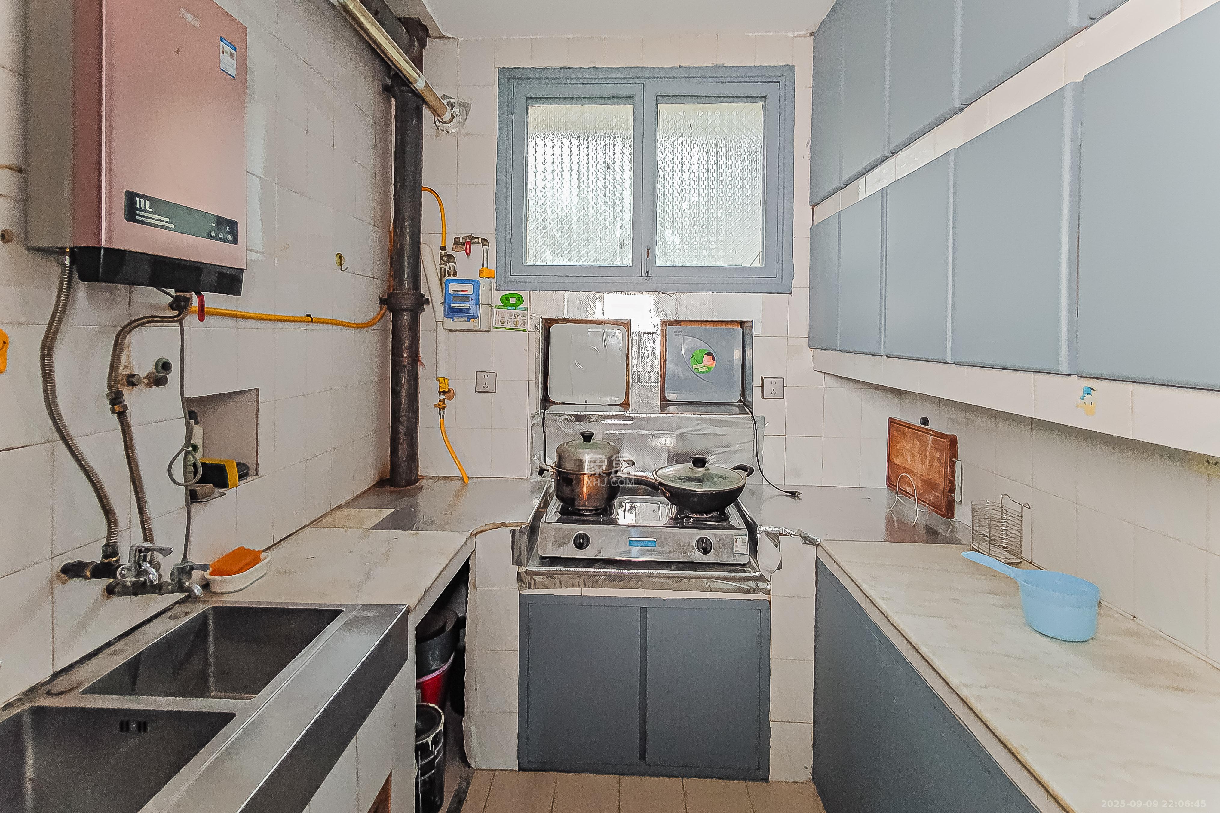 东塘电力院  3室2厅1卫    128.0万厨房