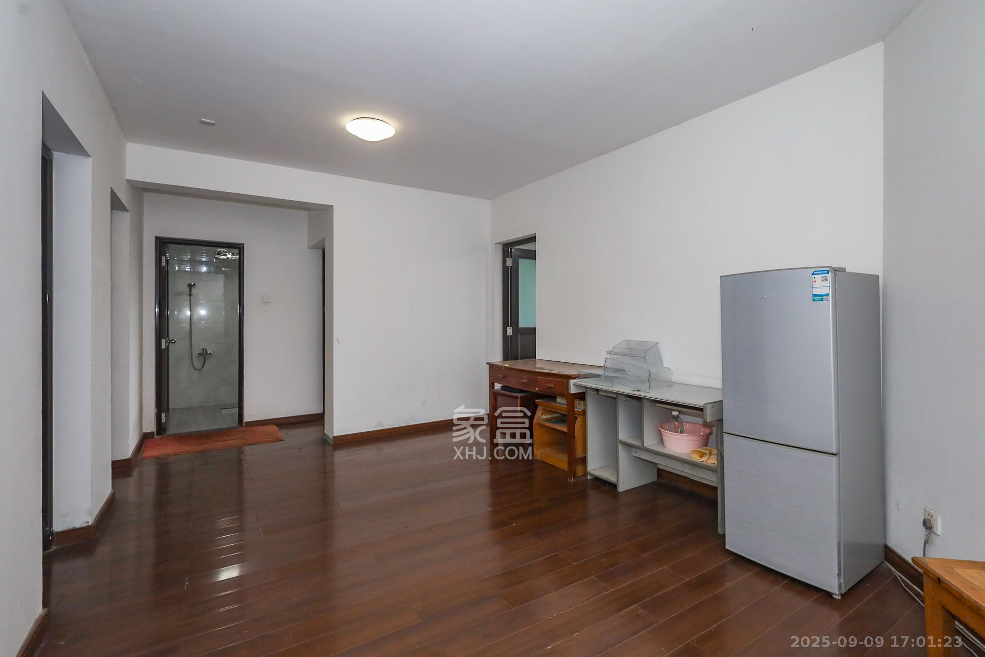 阳光新城 3室2厅2卫 105.0万 阳光新城 3室2厅2卫 105.0万其他