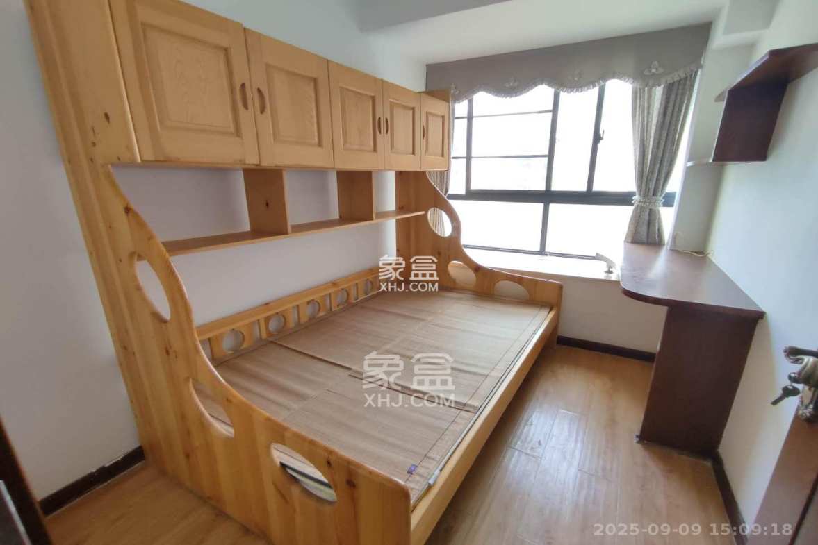 长房时代城  3室2厅1卫    2300.0元/月 长房时代城  3室2厅1卫    2300.0元/月室内图