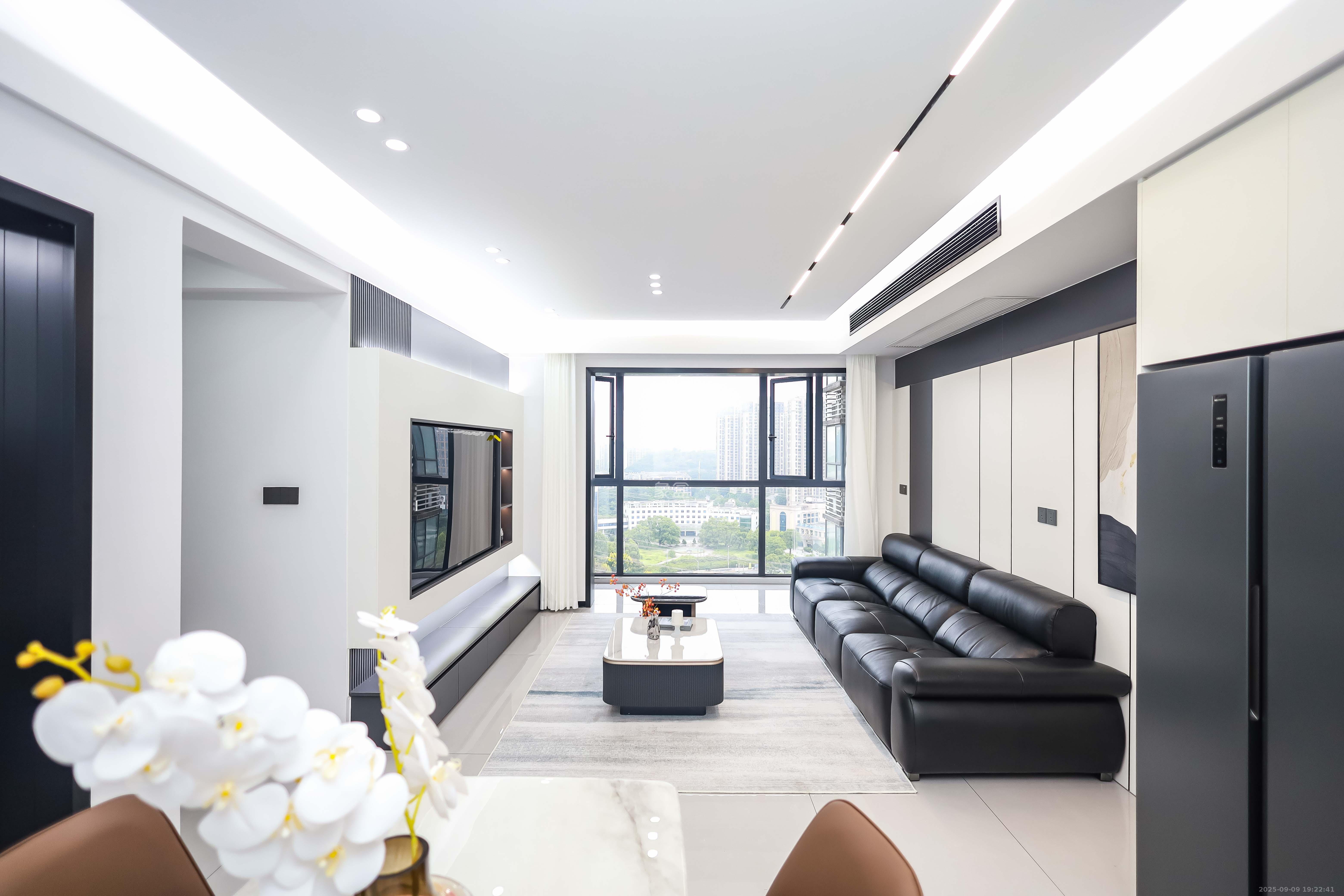 莱茵城  3室2厅2卫    91.8万 莱茵城  3室2厅2卫    91.8万