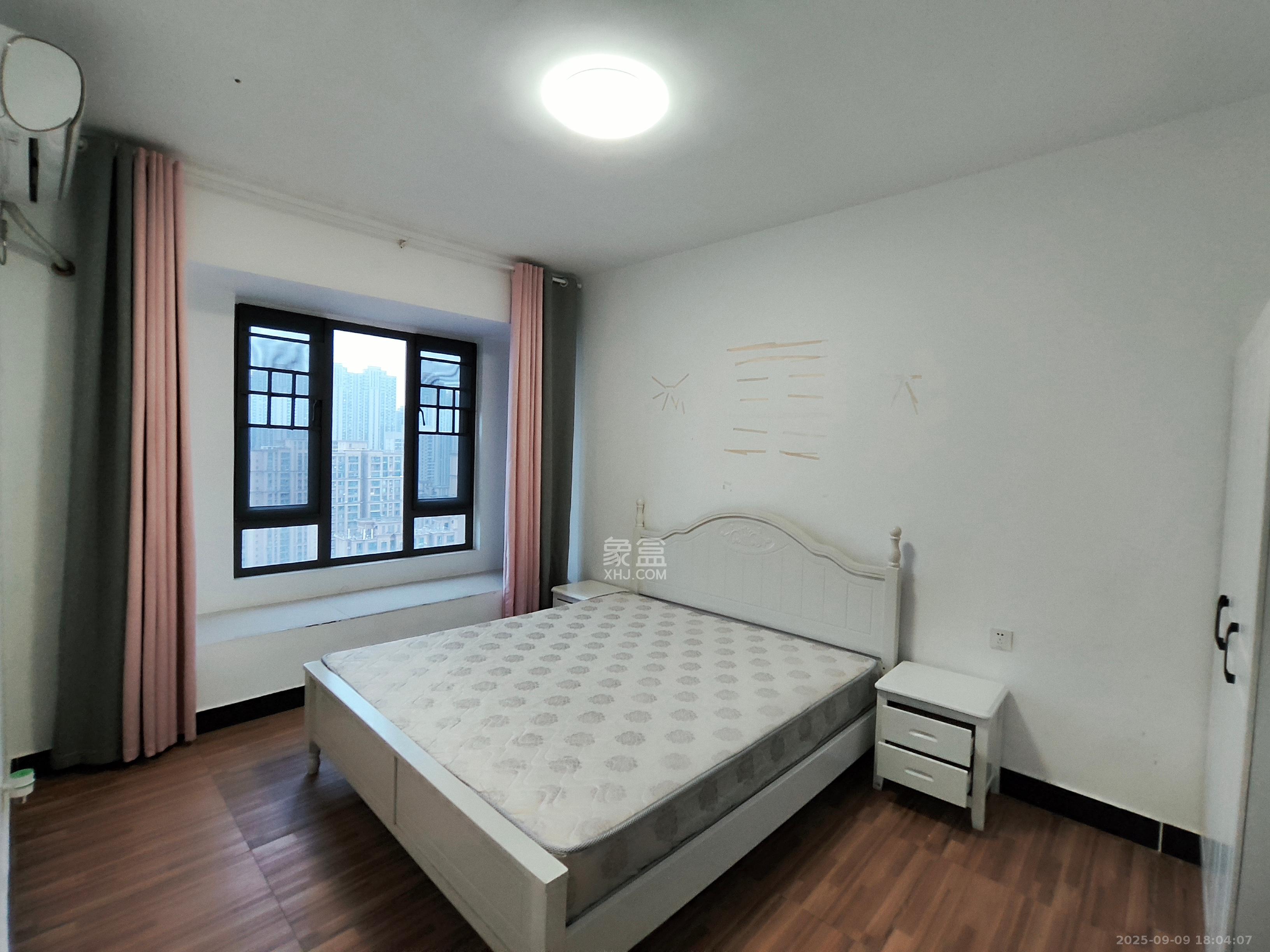 阳光城尚东湾青云苑  1室0厅0卫    2400.0元/月室内图