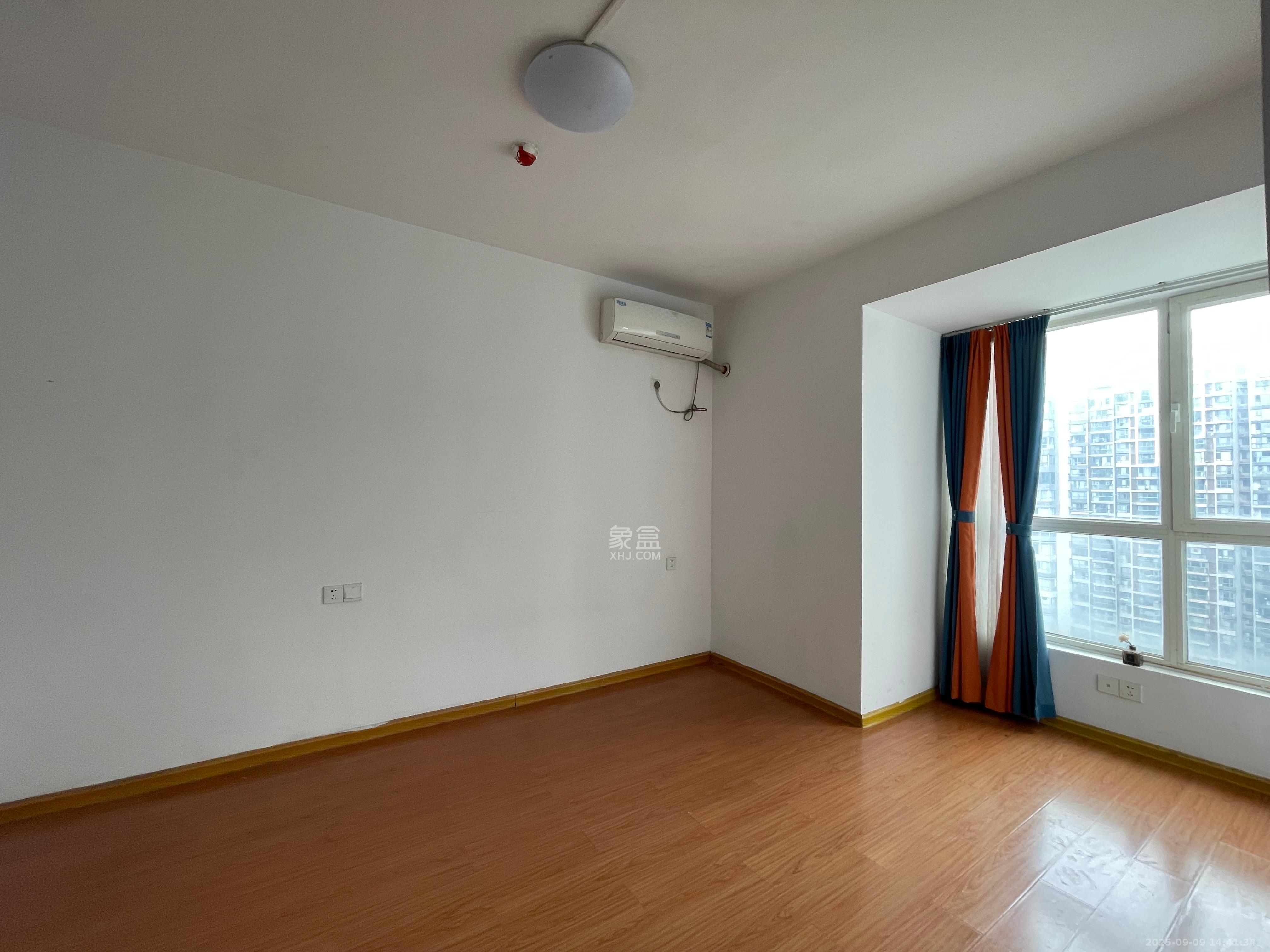 北辰三角洲E5区  3室2厅2卫    3800.0元/月 北辰三角洲E5区  3室2厅2卫    3800.0元/月室内图