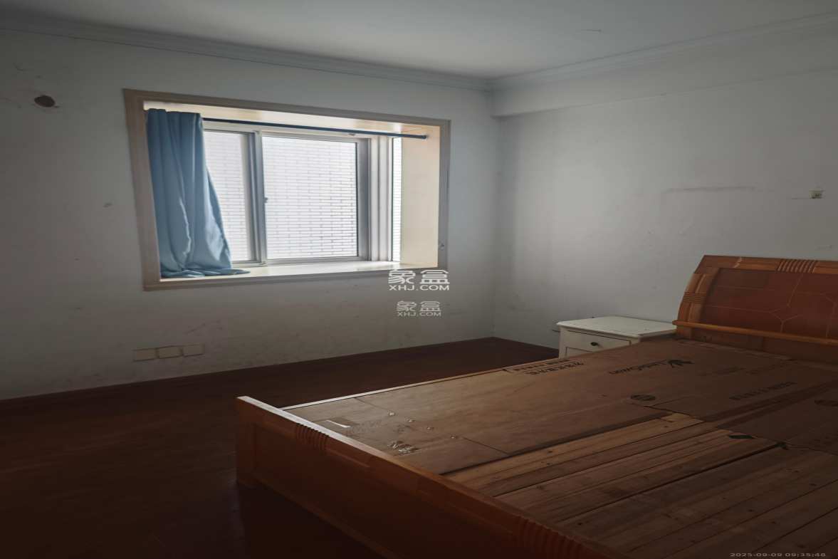 长勘小区  3室2厅2卫    2600.0元/月 长勘小区  3室2厅2卫    2600.0元/月室内图