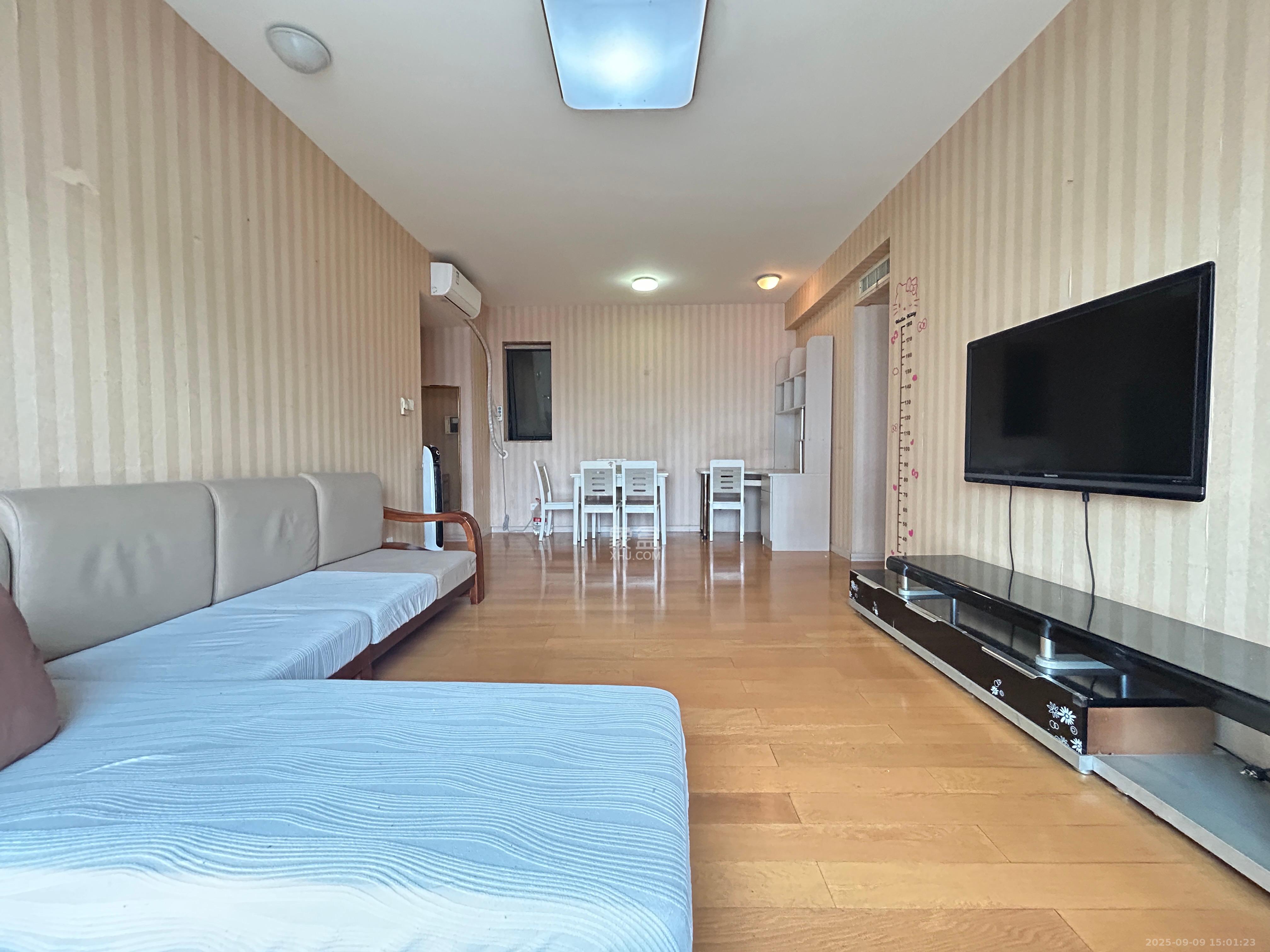 盛世美居荷园  3室2厅2卫    3500.0元/月 盛世美居荷园  3室2厅2卫    3500.0元/月室内图