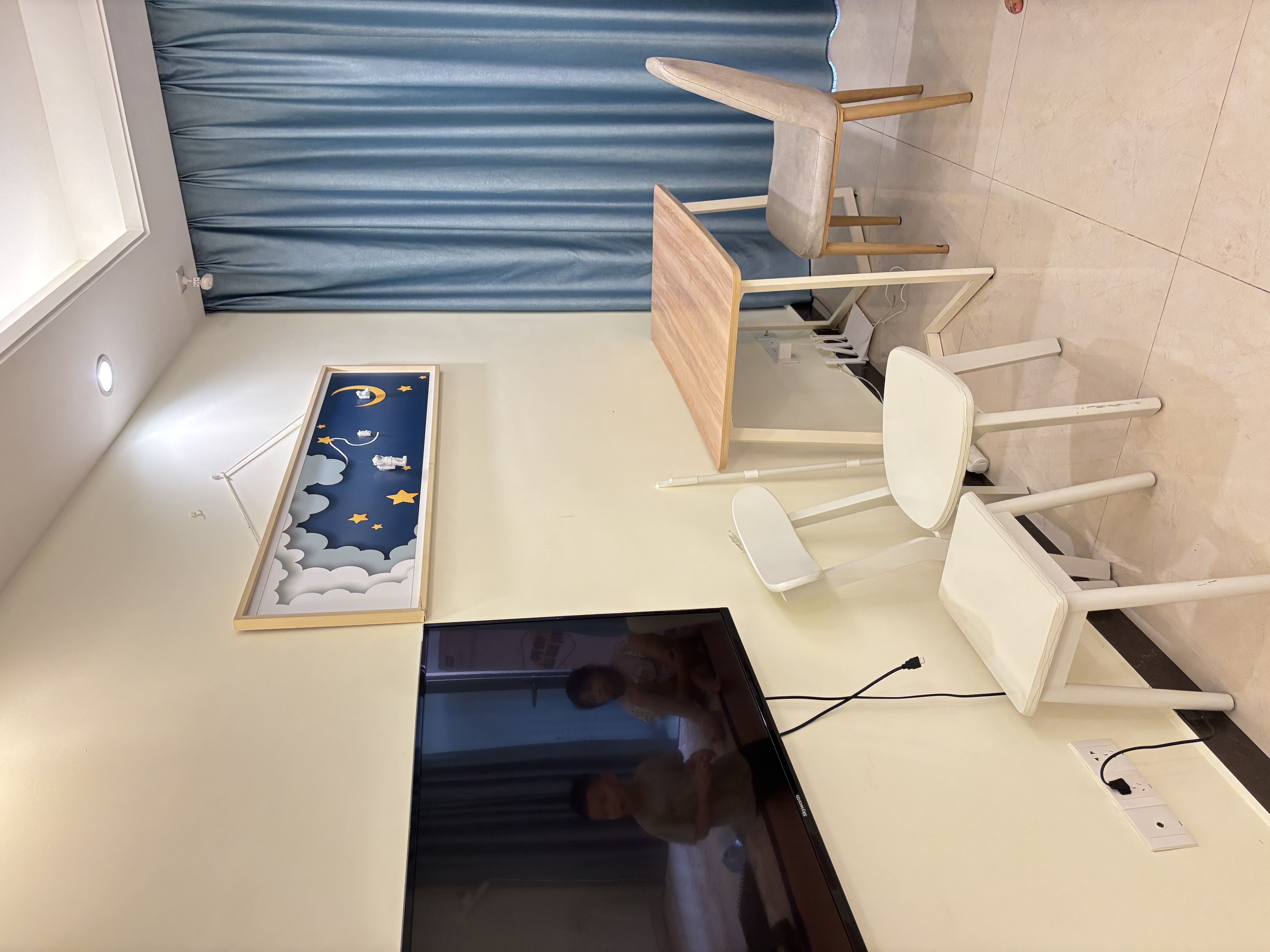 恒大海口湾二期 1室1厅1卫 2300.0元/月 恒大海口湾二期 1室1厅1卫 2300.0元/月室内图