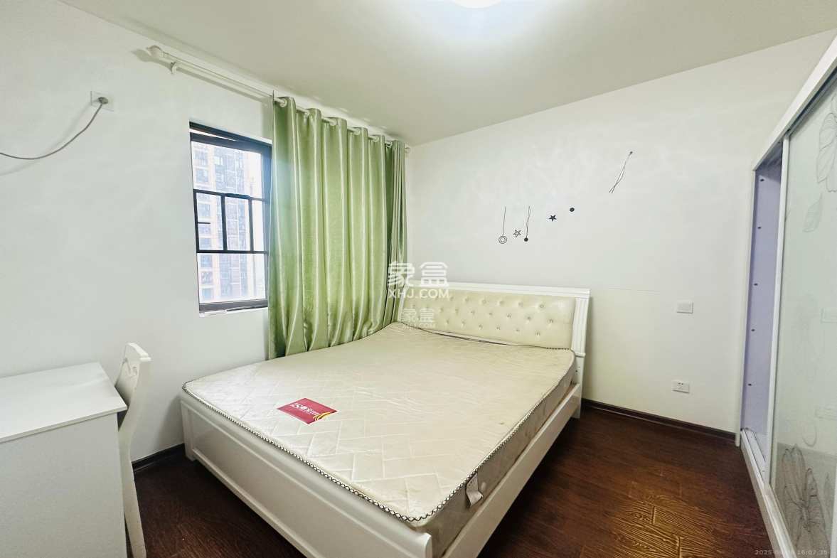 梅溪鑫苑名家 3室2厅1卫 2000.0元/月 梅溪鑫苑名家 3室2厅1卫 2000.0元/月室内图