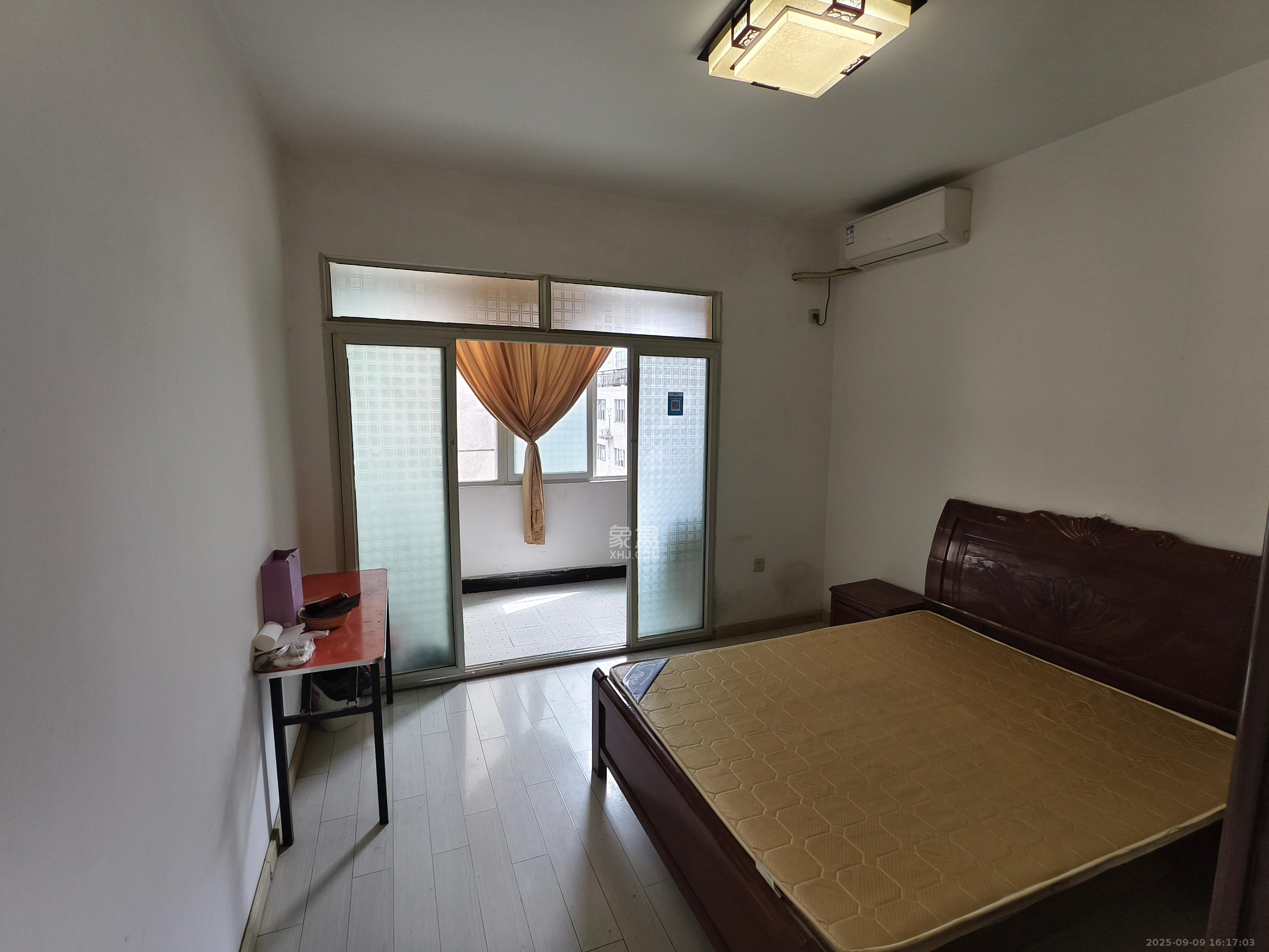 经视台宿舍 3室1厅1卫 1700.0元/月 经视台宿舍 3室1厅1卫 1700.0元/月室内图