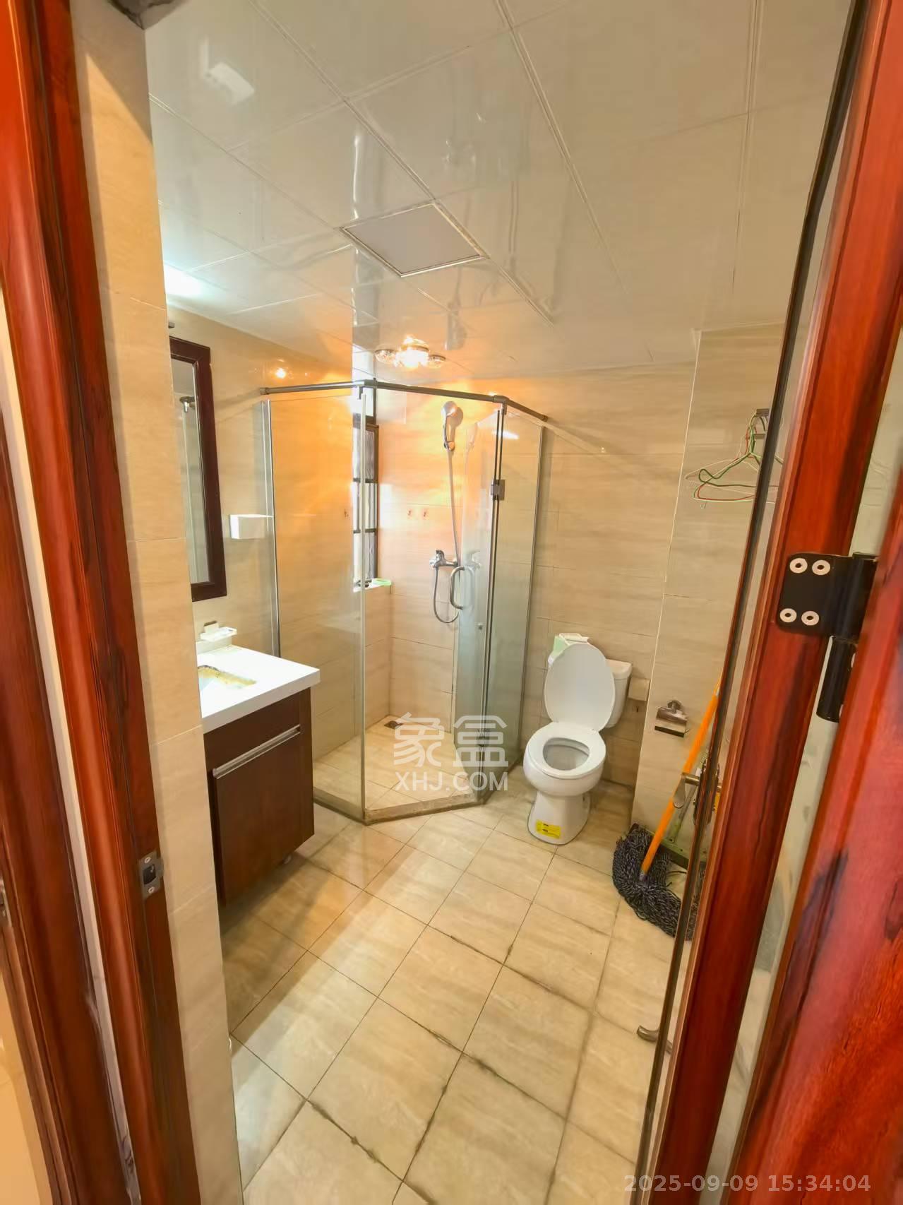 江山帝景哈佛 3室2厅2卫 2100.0元/月 江山帝景哈佛 3室2厅2卫 2100.0元/月室内图