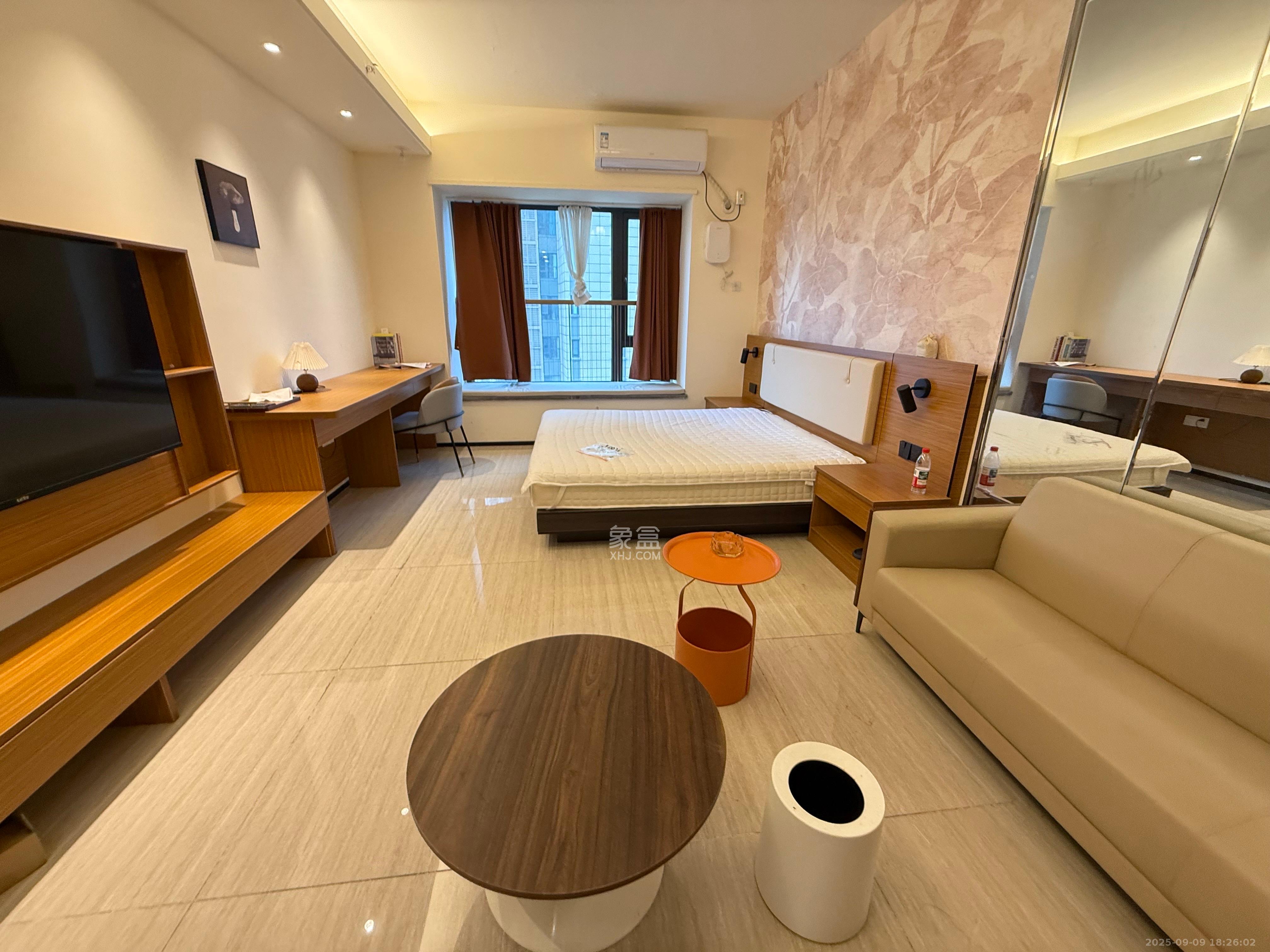 恒大清澜苑(恒大御景半岛四期) 1室1厅1卫 1600.0元/月 恒大清澜苑(恒大御景半岛四期) 1室1厅1卫 1600.0元/月室内图