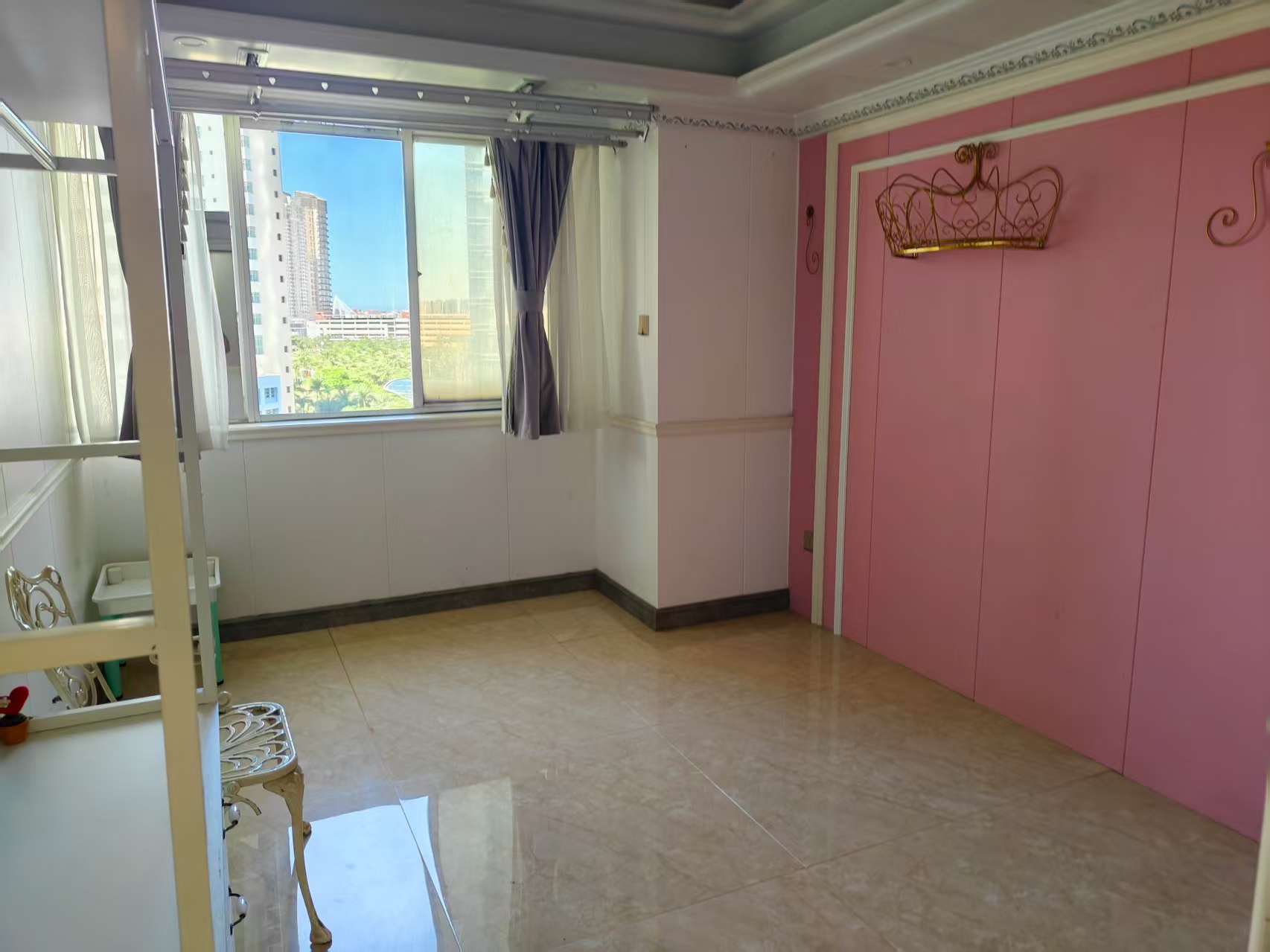 世贸中心  3室2厅2卫    3900.0元/月 世贸中心  3室2厅2卫    3900.0元/月室内图