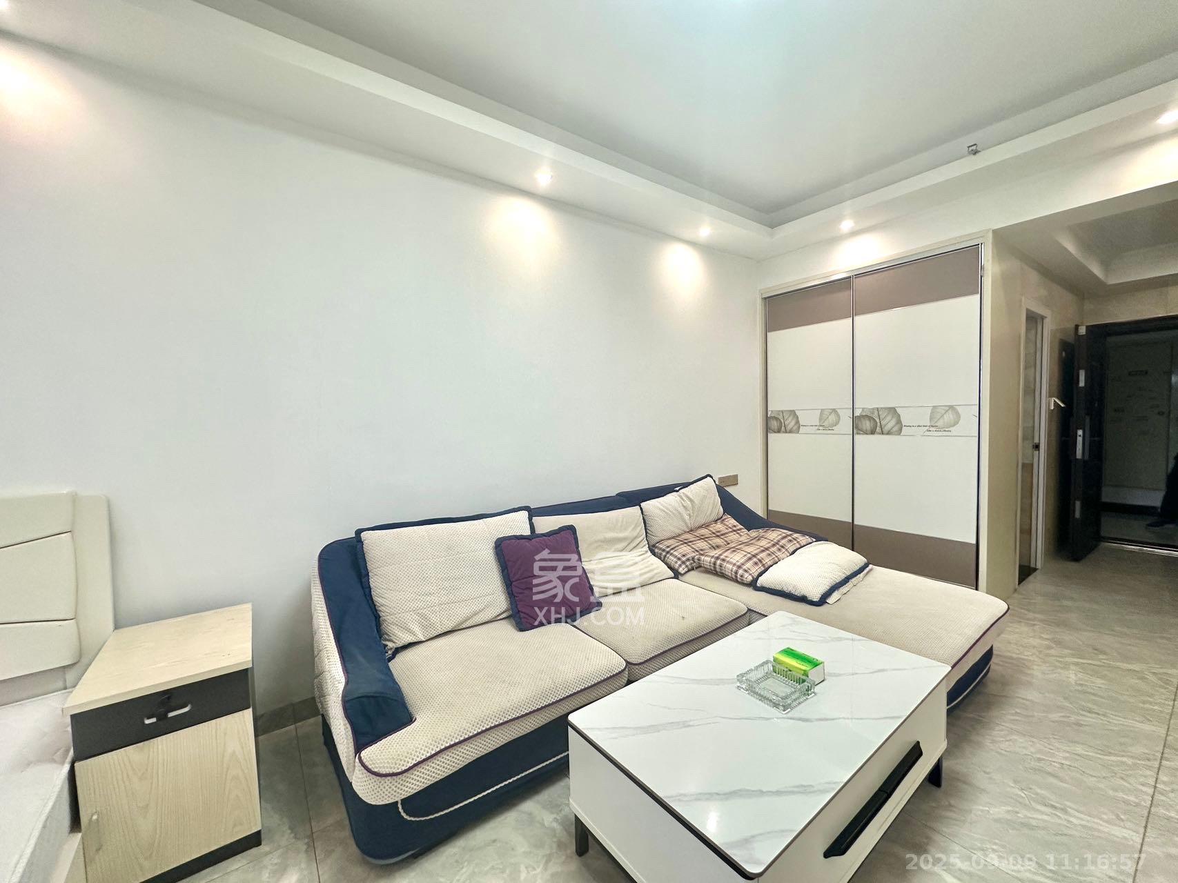 高升时代广场（冠铭商务中心）  1室1厅1卫    1300.0元/月室内图