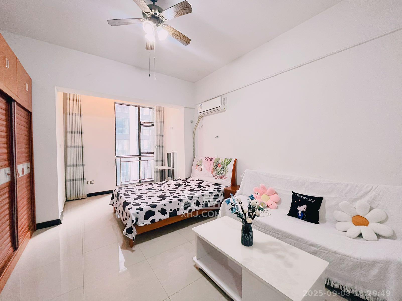 乐尚城 1室1厅1卫 1600.0元/月 乐尚城 1室1厅1卫 1600.0元/月室内图