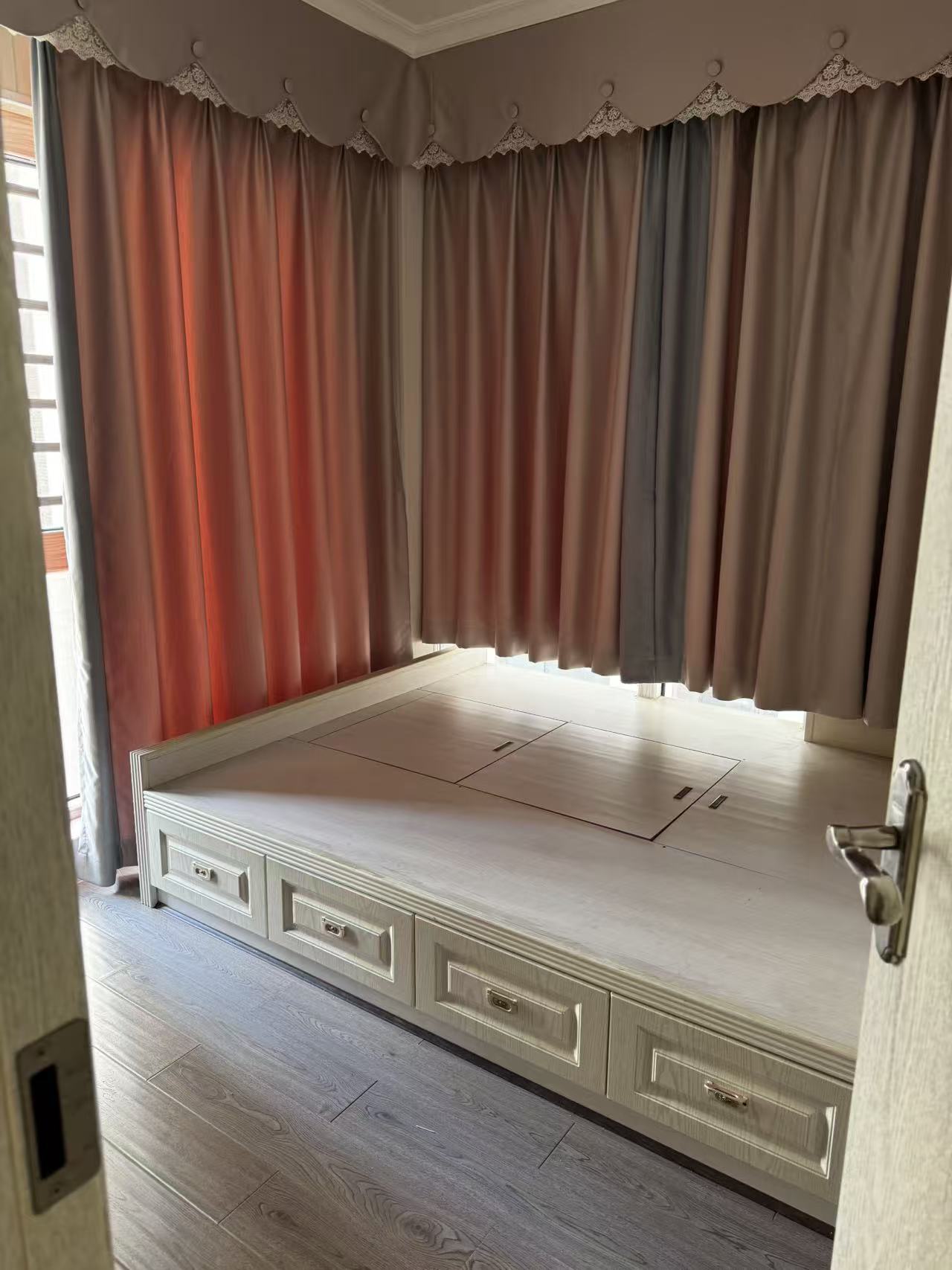 美的梧桐庄园 1室0厅0卫 2800.0元/月 美的梧桐庄园 1室0厅0卫 2800.0元/月室内图