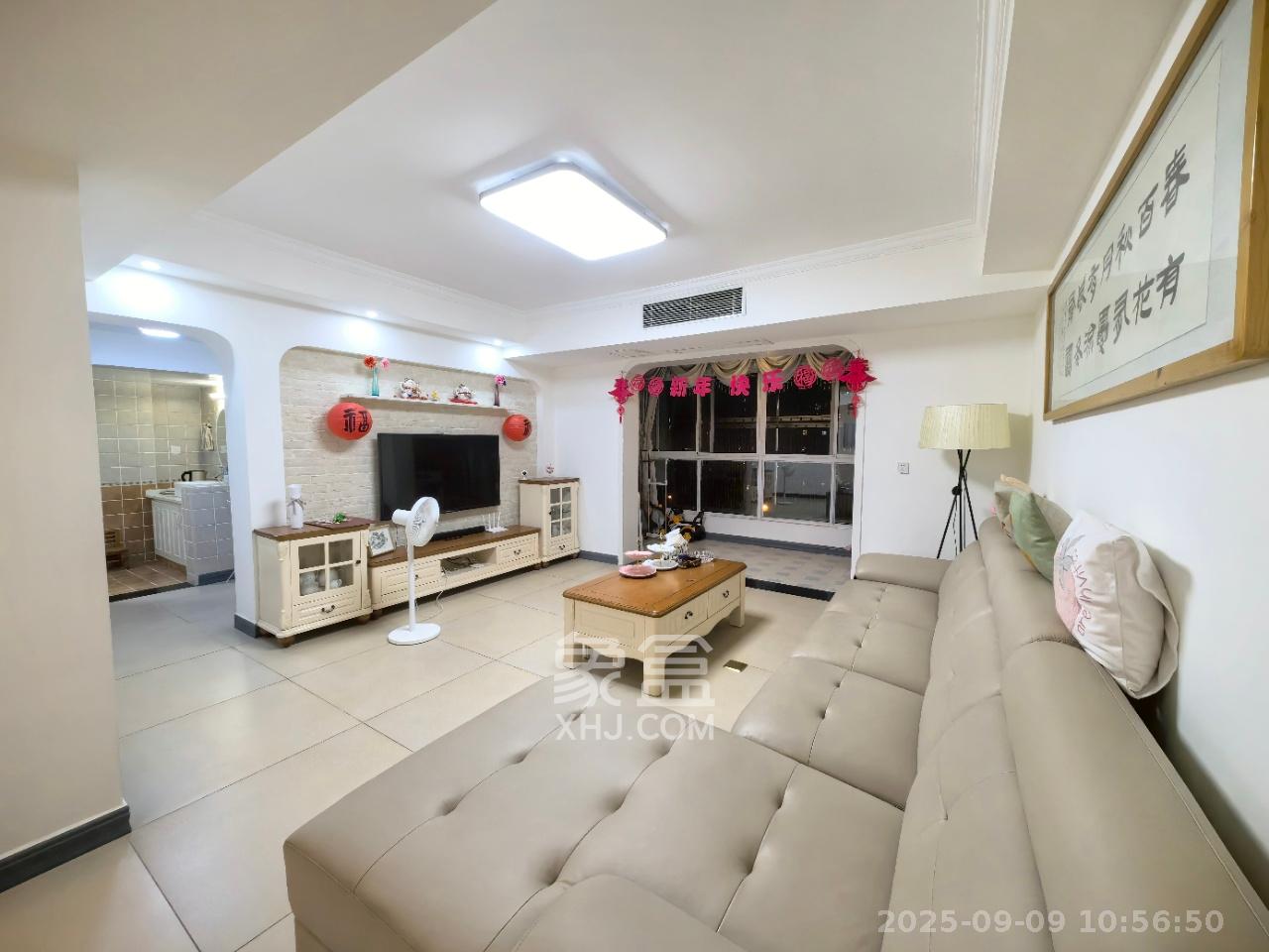 润芳园  4室2厅2卫    3200.0元/月 润芳园  4室2厅2卫    3200.0元/月室内图