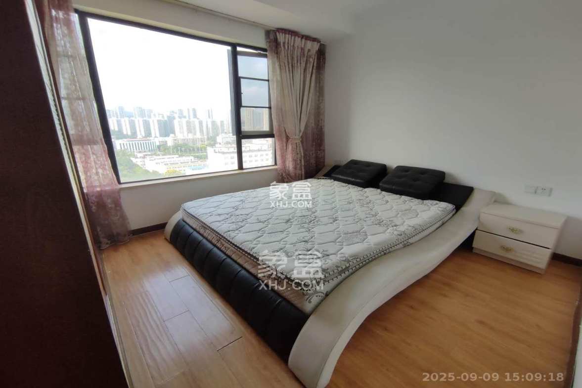 长房时代城  3室2厅1卫    2300.0元/月 长房时代城  3室2厅1卫    2300.0元/月室内图