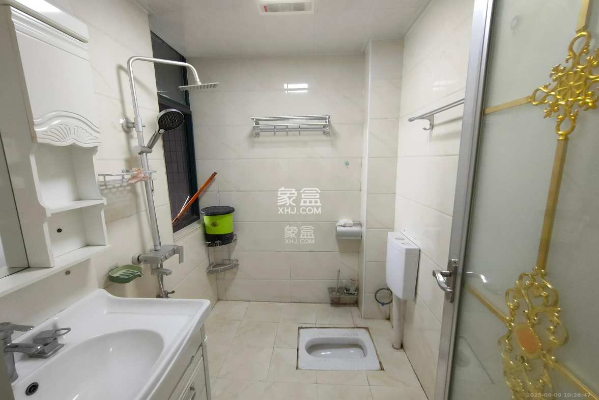 凯乐湘园  2室2厅1卫    2500.0元/月 凯乐湘园  2室2厅1卫    2500.0元/月室内图