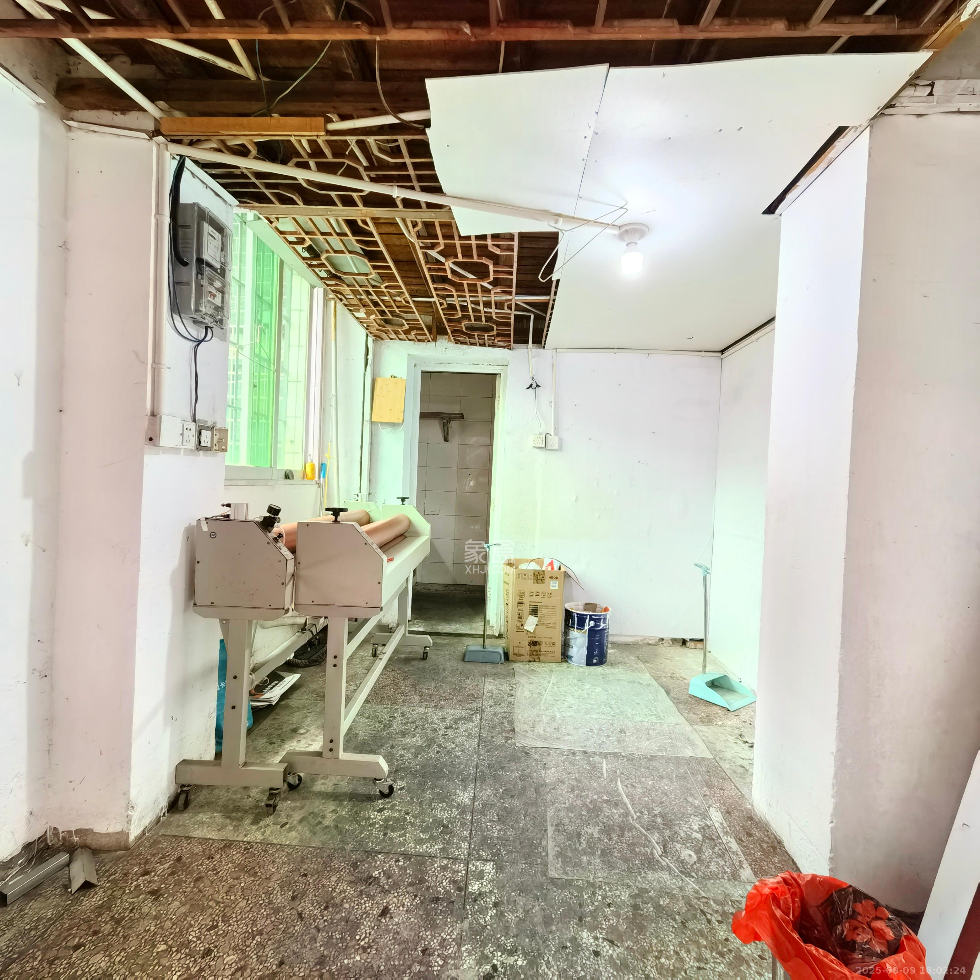 星沙六区 1室1厅1卫 5000.0元/月 星沙六区 1室1厅1卫 5000.0元/月室内图