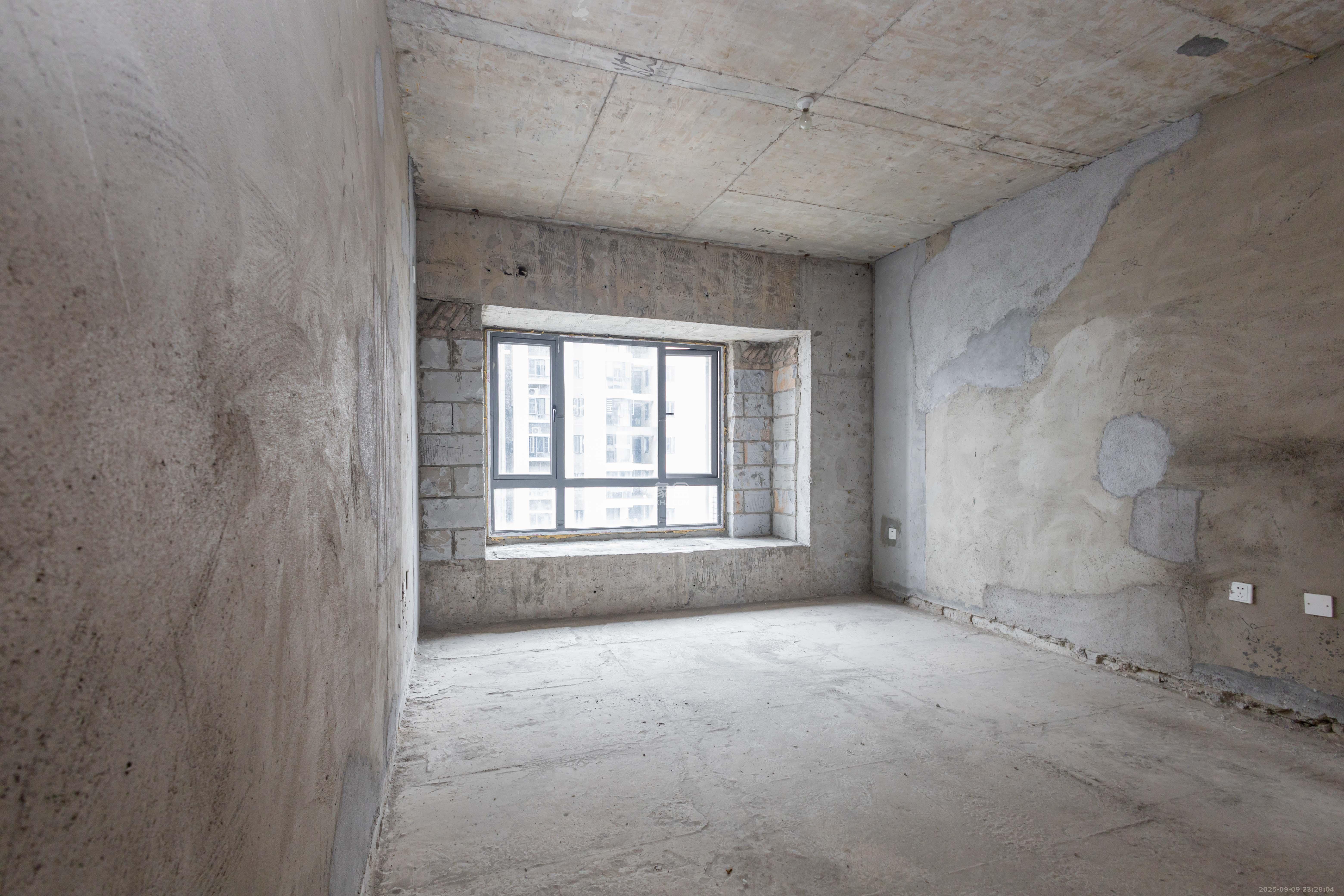 敏捷珑玥府  3室2厅2卫    67.0万 敏捷珑玥府  3室2厅2卫    67.0万卧室