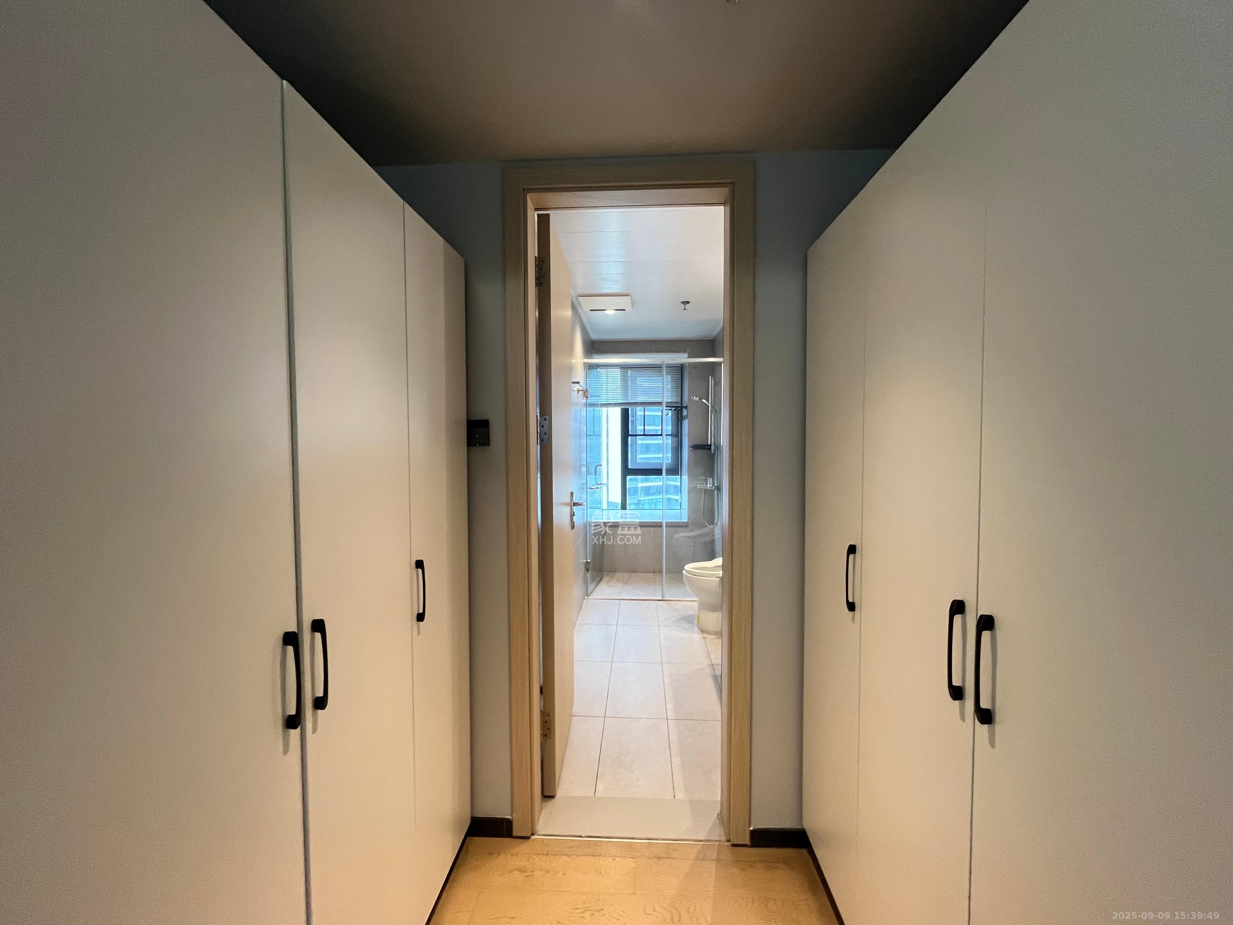 时代梅溪领峰 4室2厅2卫 3400.00元/月 时代梅溪领峰 4室2厅2卫 3400.00元/月室内图