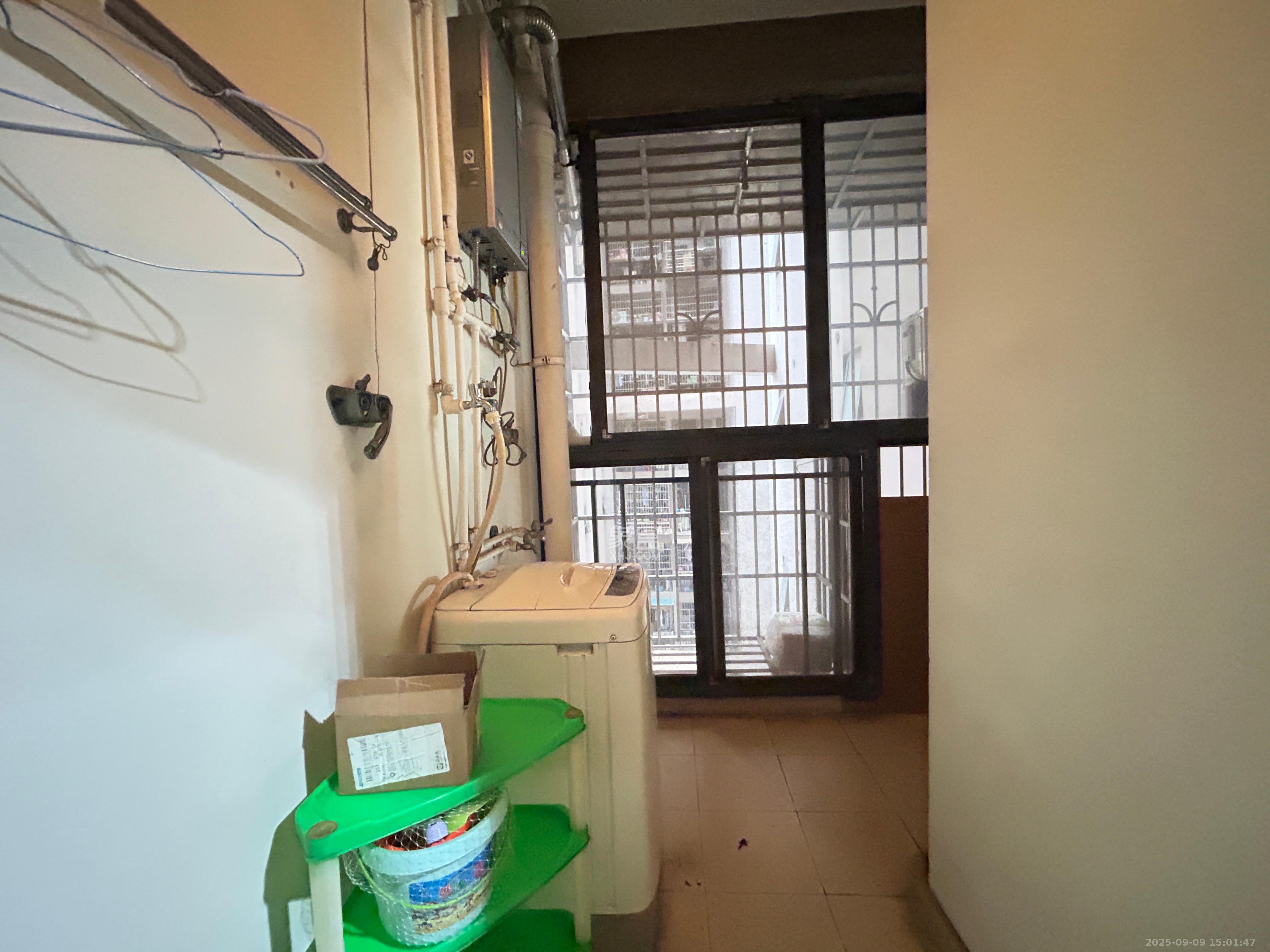 盛世美居荷园  3室2厅2卫    3500.0元/月 盛世美居荷园  3室2厅2卫    3500.0元/月室内图