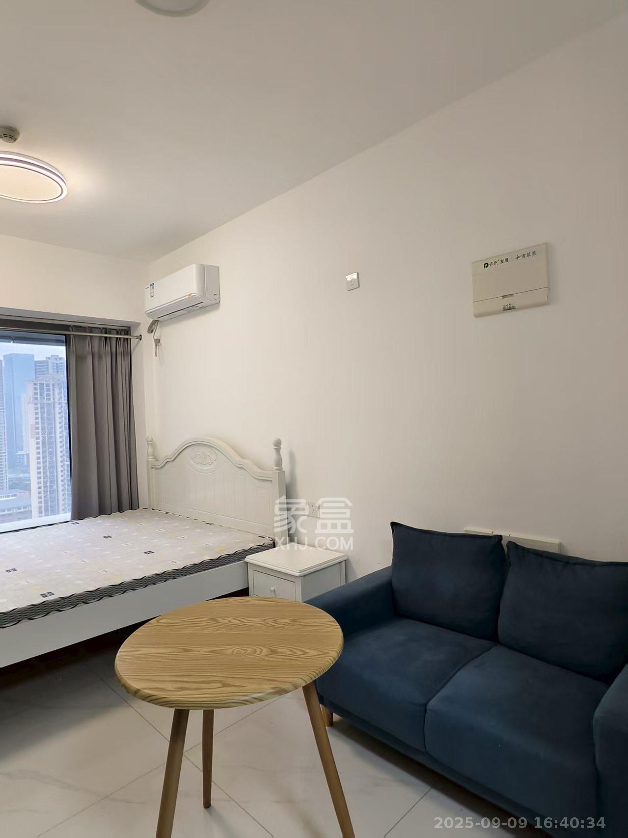 保利天禧EF区 1室1厅1卫 1600.0元/月 保利天禧EF区 1室1厅1卫 1600.0元/月室内图