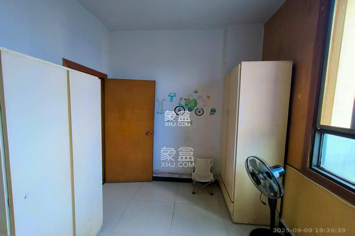 长沙市中医康复医院宿舍(长沙市骨科按摩医院) 2室1厅1卫 1300.0元/月 长沙市中医康复医院宿舍(长沙市骨科按摩医院) 2室1厅1卫 1300.0元/月室内图