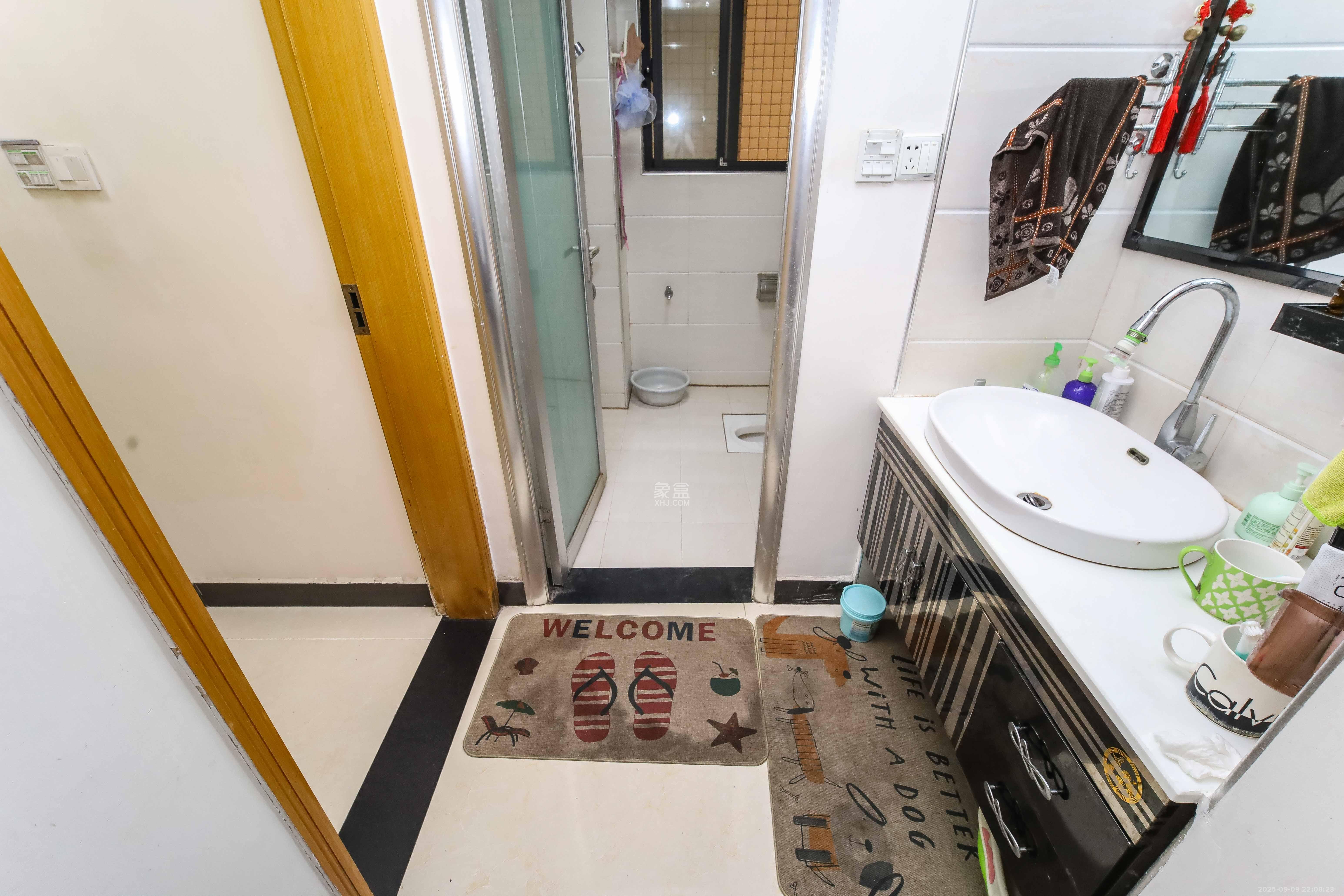 锦湘国际星城三期(锦绣苑) 3室2厅2卫 122.0万 锦湘国际星城三期(锦绣苑) 3室2厅2卫 122.0万卫生间