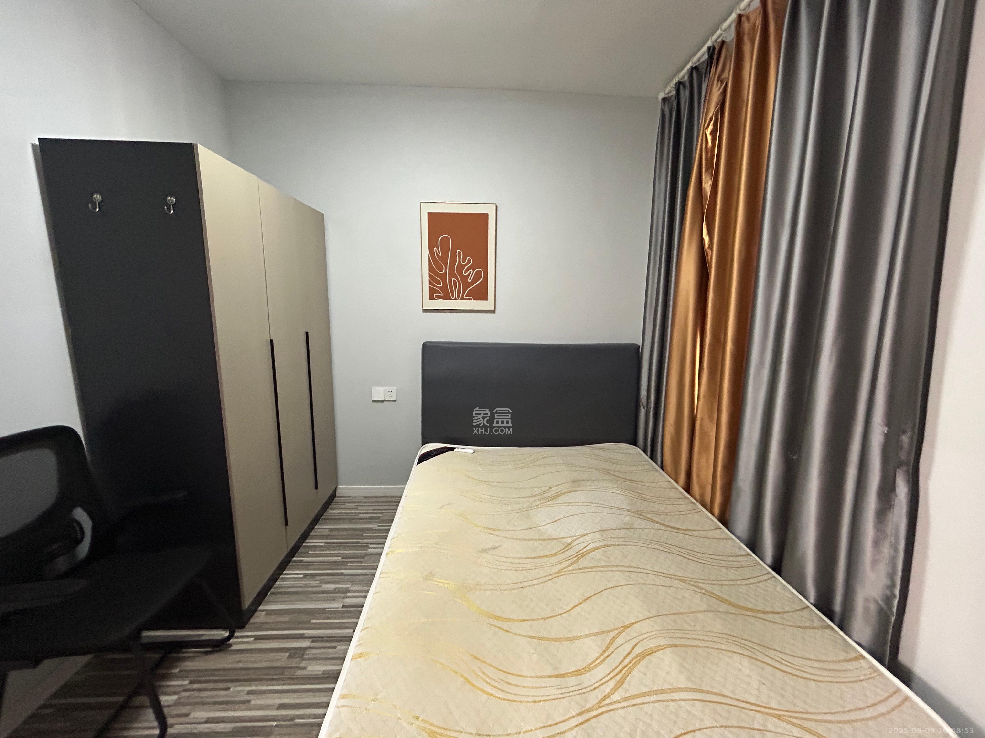 润和湘江天地C区  2室2厅2卫    3300.0元/月室内图