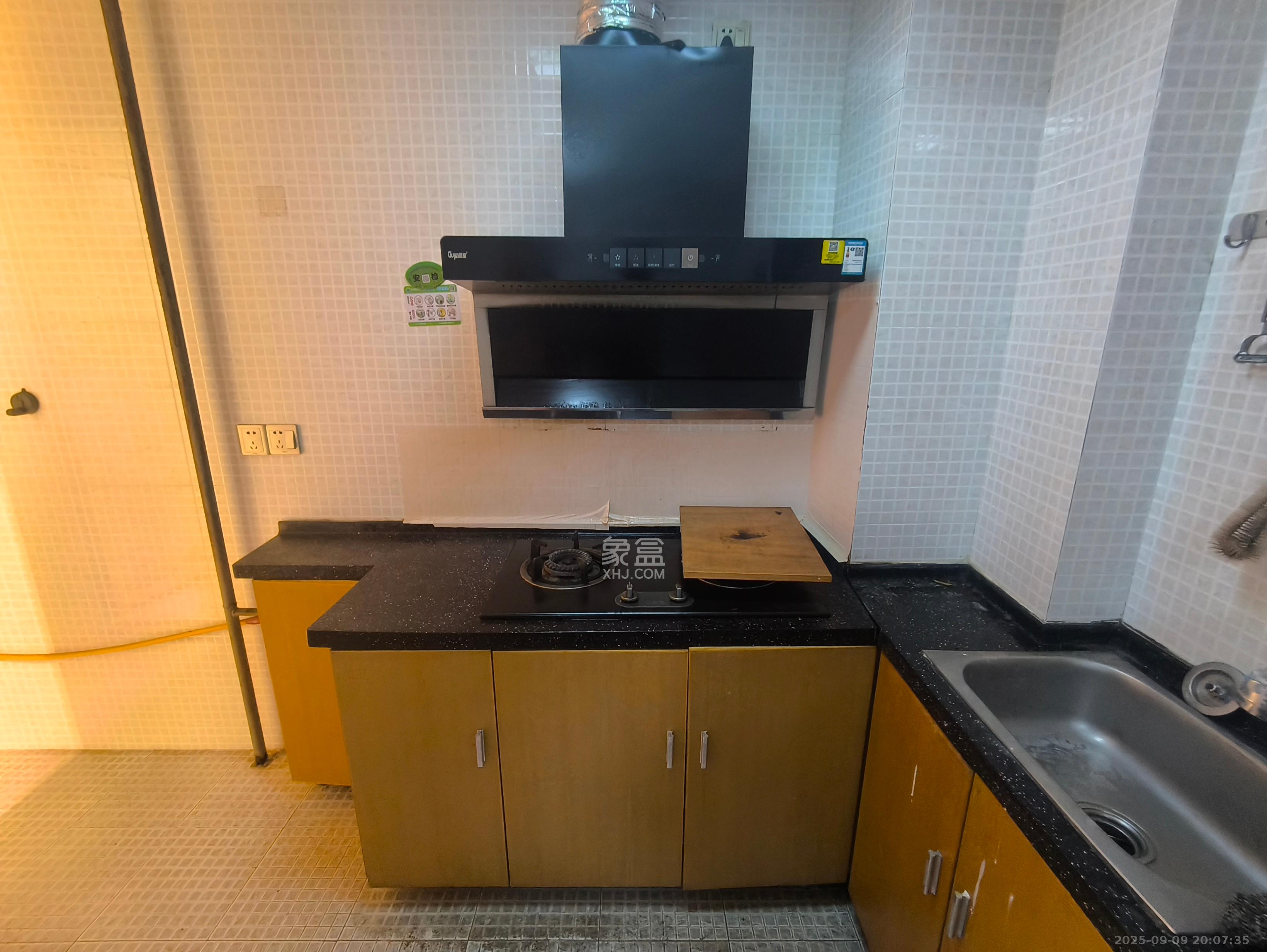 白沙晶城 1室1厅1卫 2000.0元/月 白沙晶城 1室1厅1卫 2000.0元/月室内图