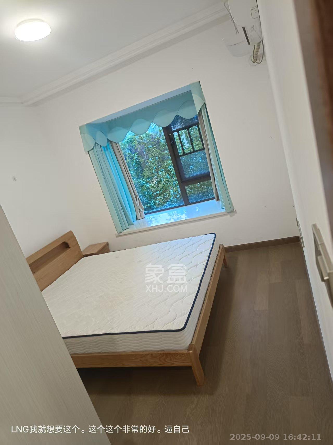 阳光城尚东湾蓝莓苑  3室2厅1卫    2600.0元/月室内图