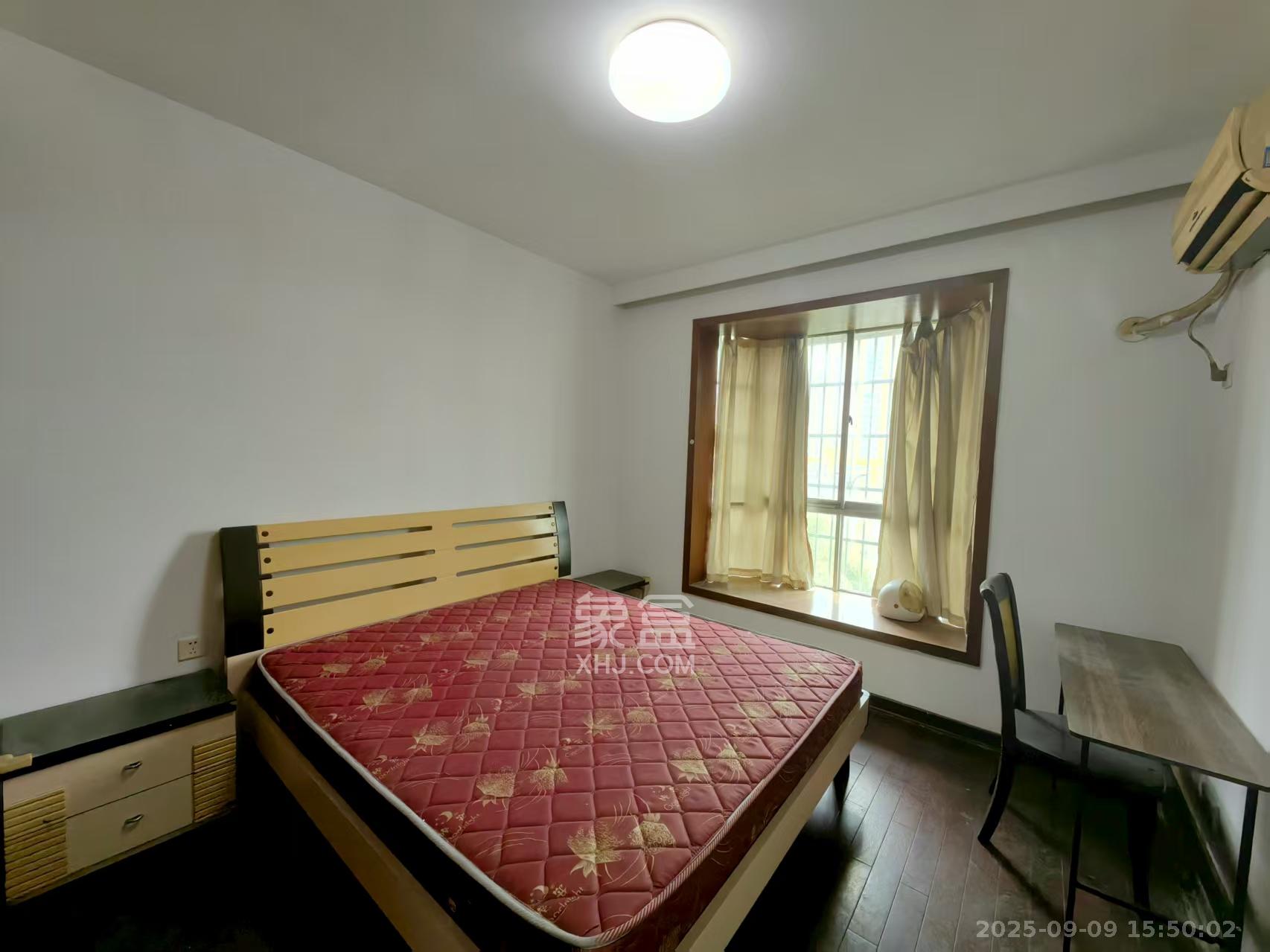 湖开小区(湖南开关厂宿舍)/南大桥社区 3室2厅2卫 1280.0元/月 湖开小区(湖南开关厂宿舍)/南大桥社区 3室2厅2卫 1280.0元/月室内图