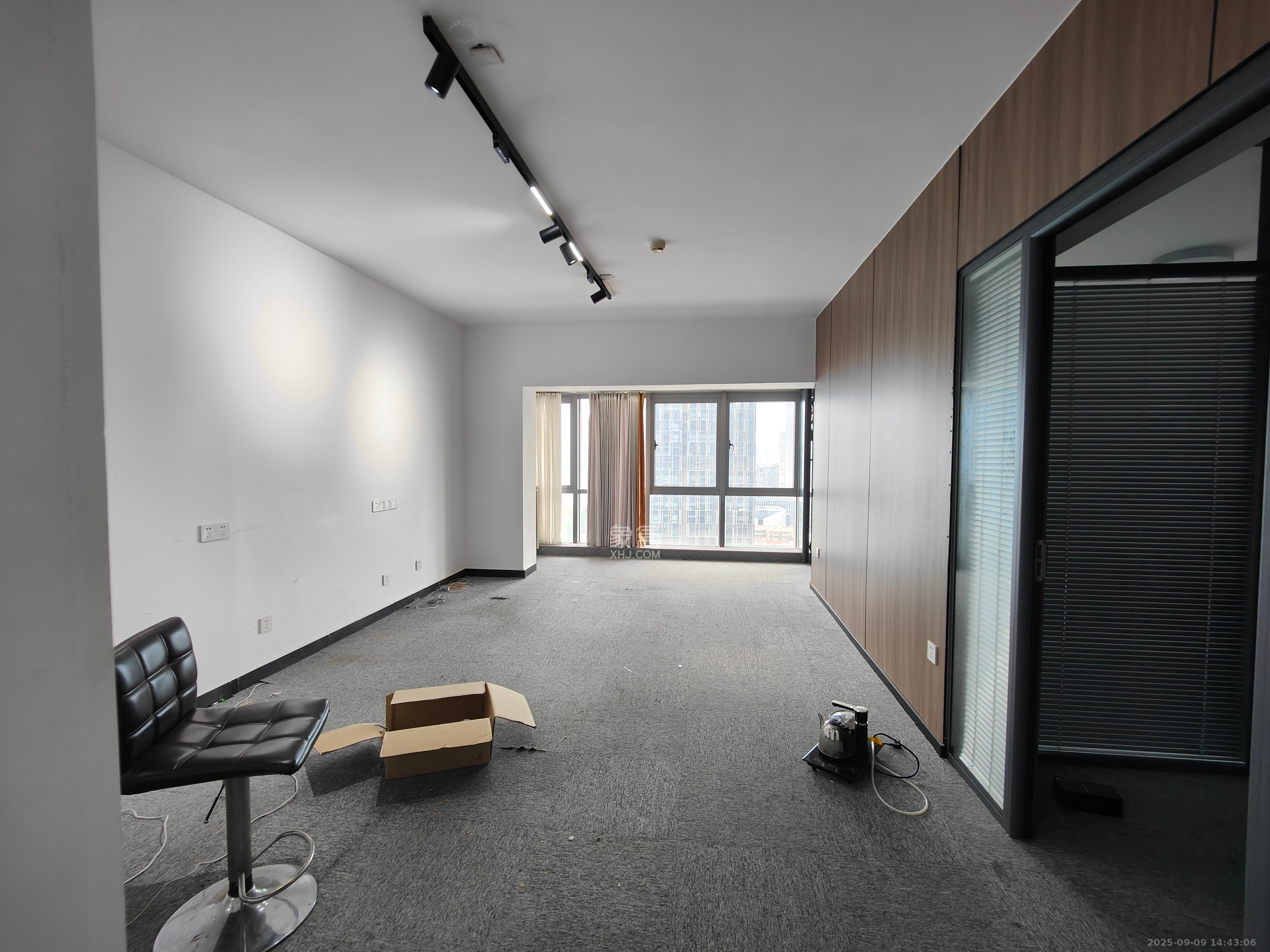 保利国际广场 1室1厅1卫 3000.0元/月 保利国际广场 1室1厅1卫 3000.0元/月室内图