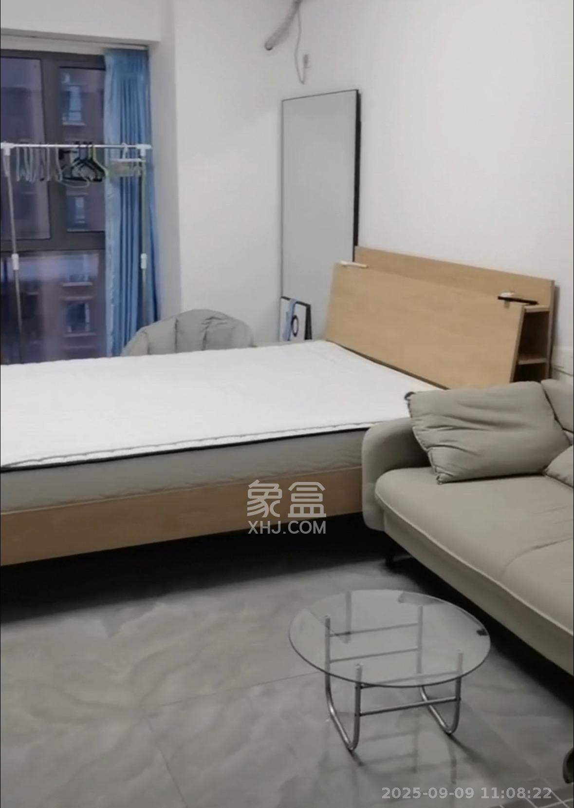 绿洲花园 1室0厅0卫 1900.0元/月 绿洲花园 1室0厅0卫 1900.0元/月室内图