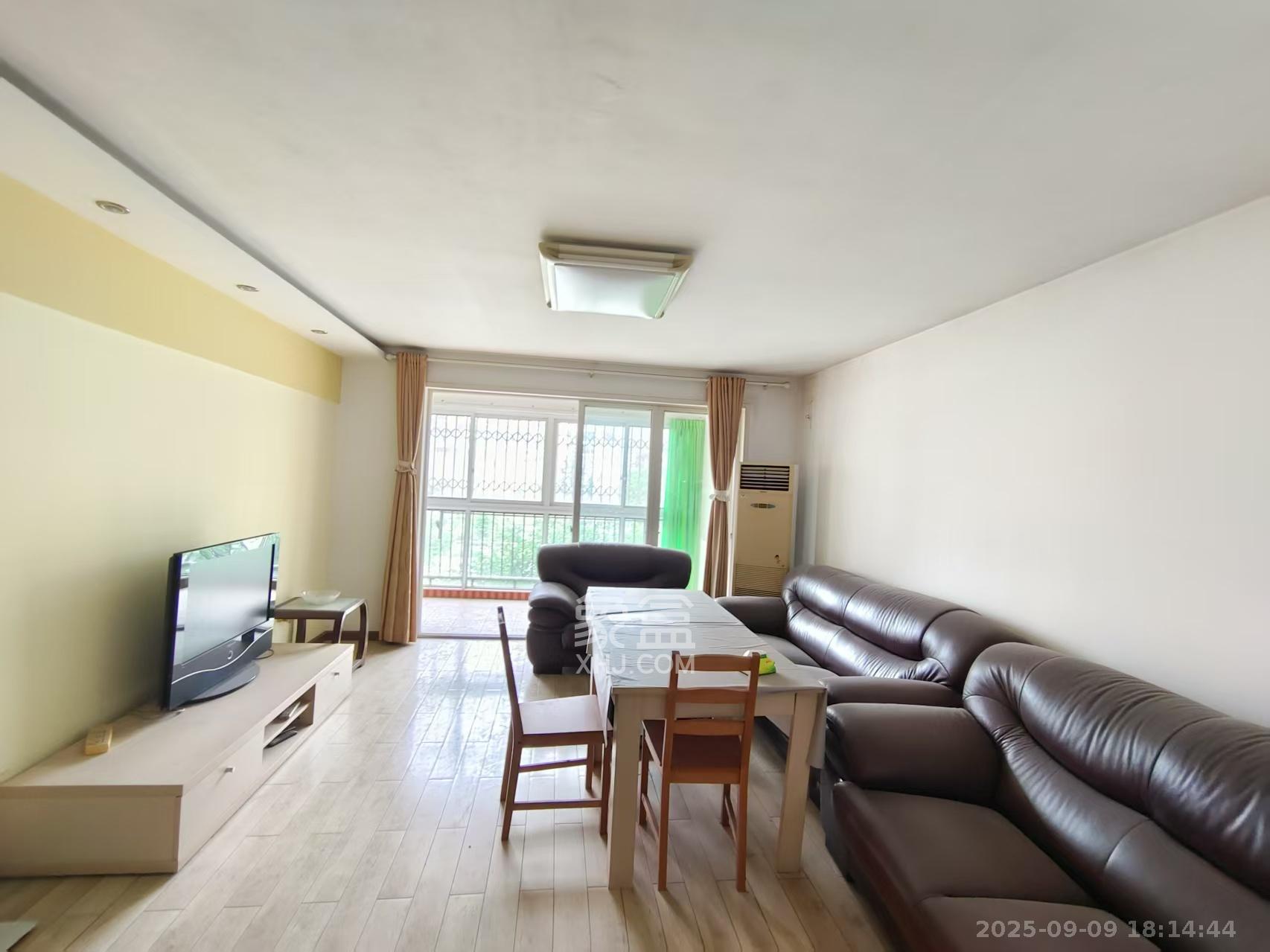 湘许嘉园  3室2厅2卫    3100.0元/月室内图