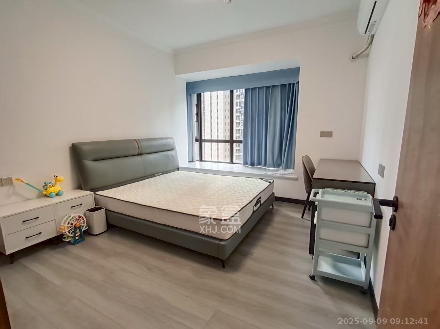 明昇壹城(明昇时代广场)二期  4室2厅2卫    5000.0元/月 明昇壹城(明昇时代广场)二期  4室2厅2卫    5000.0元/月室内图