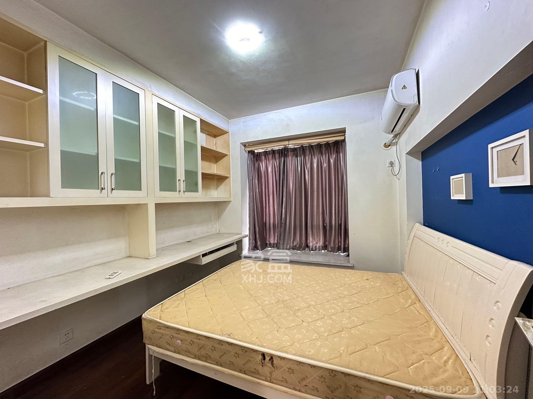 南湖嘉园  3室2厅2卫    2700.0元/月室内图