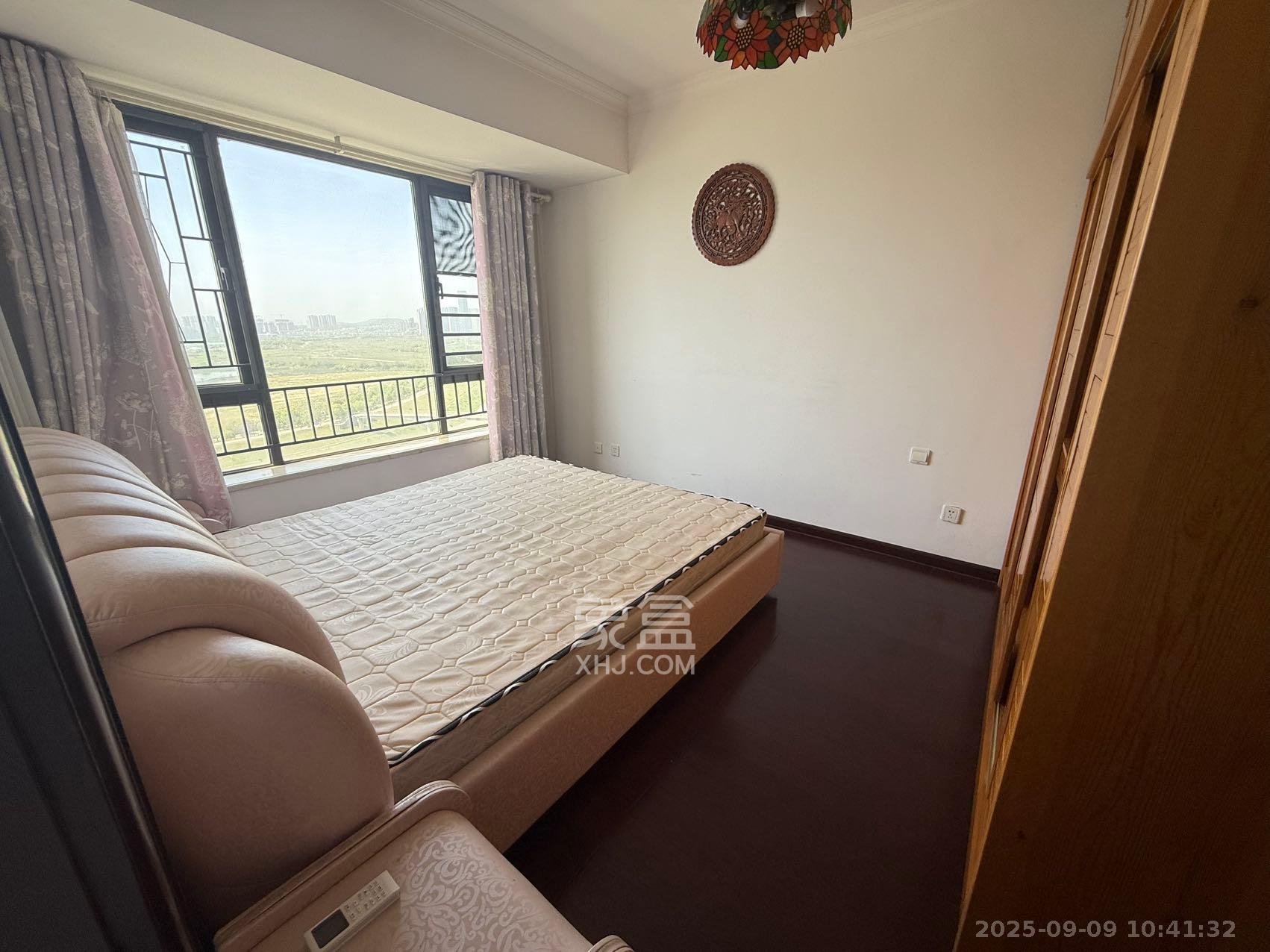 中海国际一期  3室2厅1卫    1999.0元/月 中海国际一期  3室2厅1卫    1999.0元/月小区图