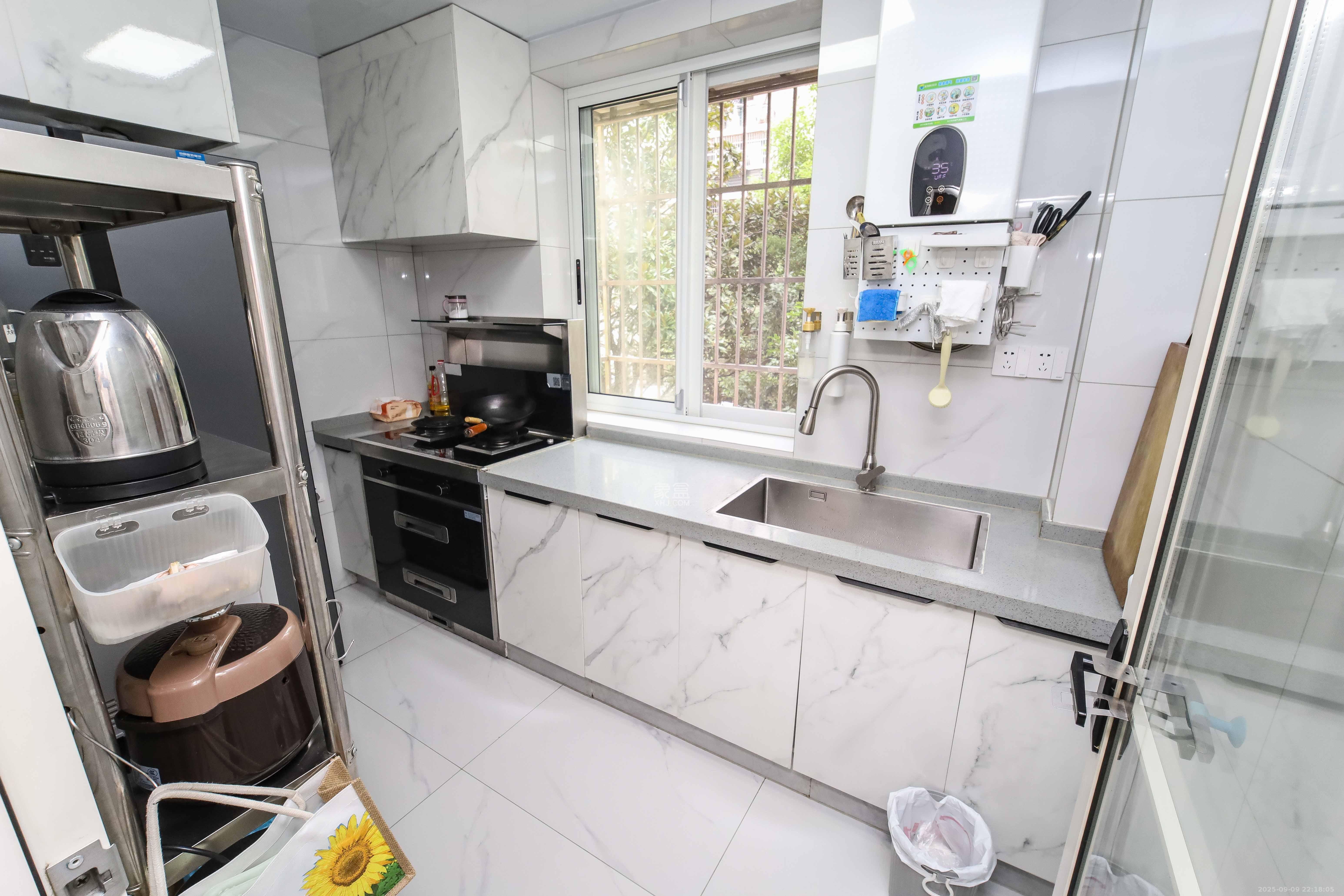 德政园  2室1厅1卫    56.0万 德政园  2室1厅1卫    56.0万厨房