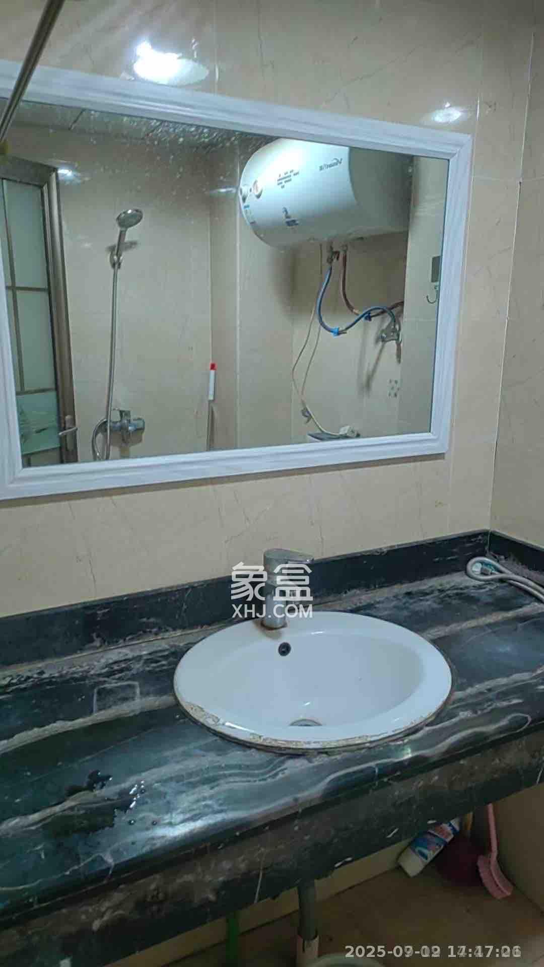 惠通才郡  1室1厅1卫    1200.0元/月室内图