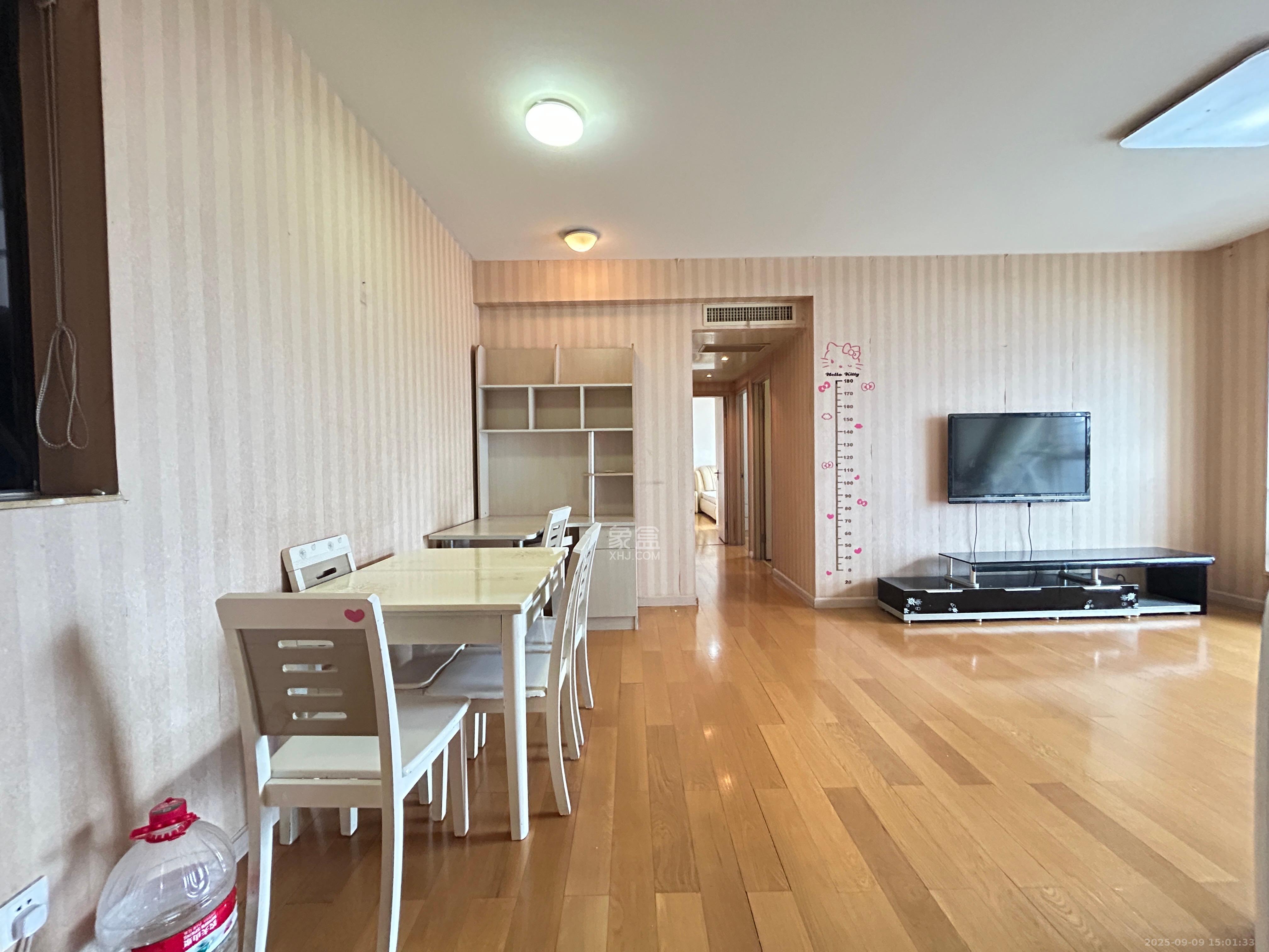 盛世美居荷园  3室2厅2卫    3500.0元/月 盛世美居荷园  3室2厅2卫    3500.0元/月室内图