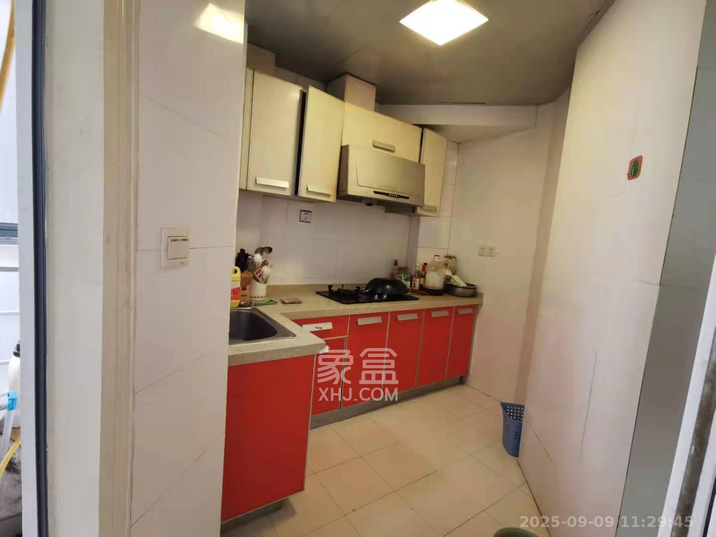银港水晶城  2室2厅1卫   2200.00元/月室内图