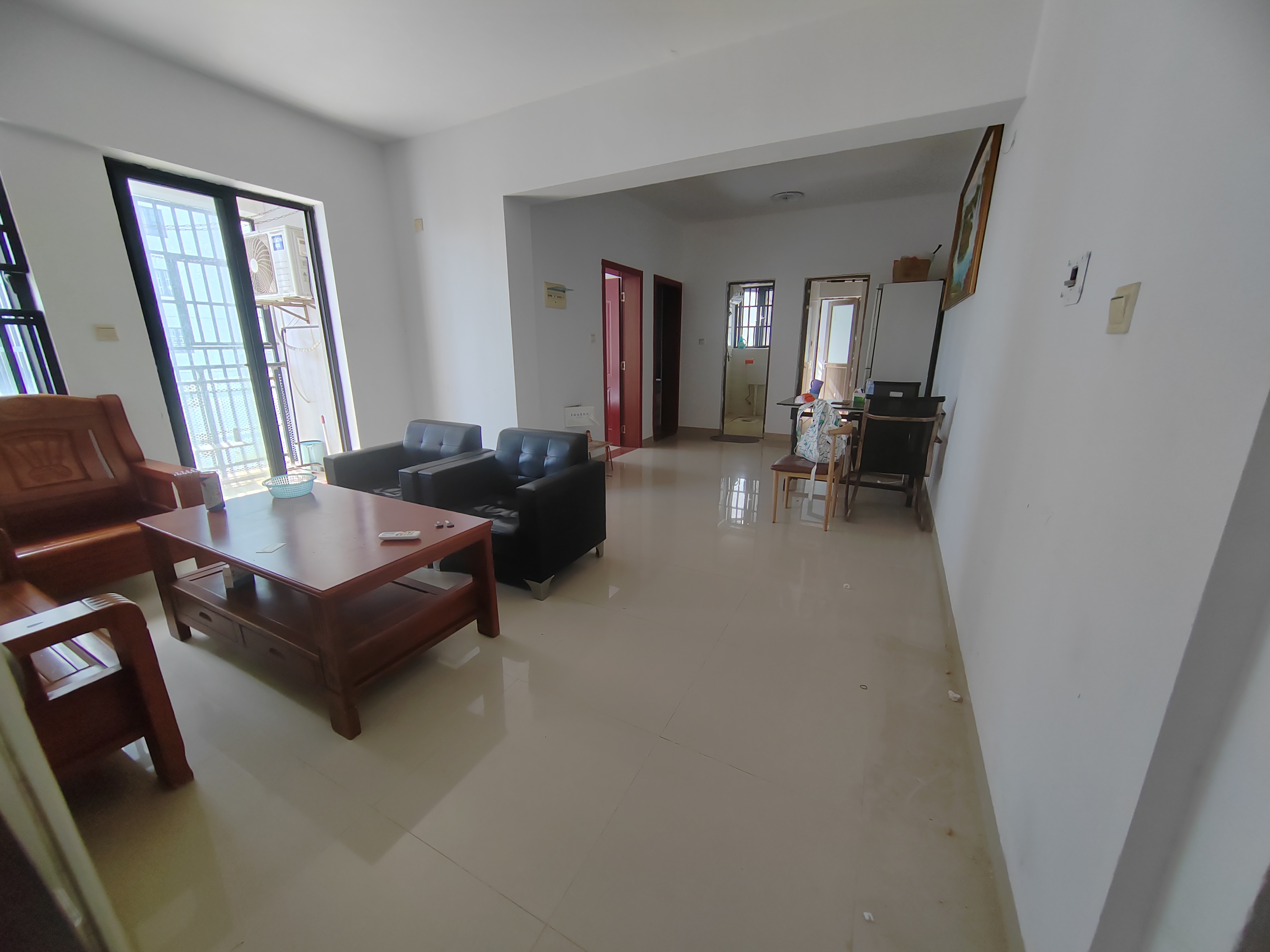 滨涯小区一期(滨涯村一区)  2室1厅1卫    1900.0元/月 滨涯小区一期(滨涯村一区)  2室1厅1卫    1900.0元/月室内图