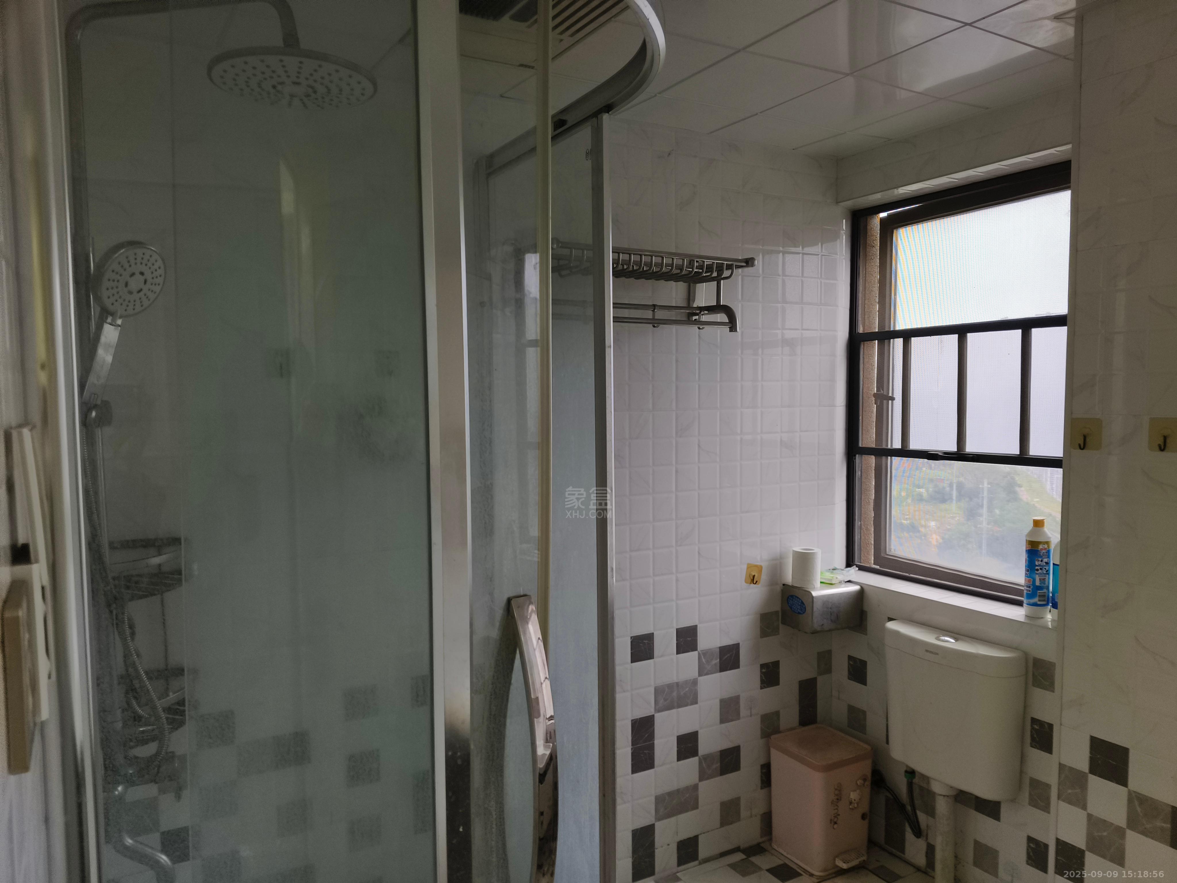 城发郦城 3室2厅1卫 1800.0元/月 城发郦城 3室2厅1卫 1800.0元/月室内图