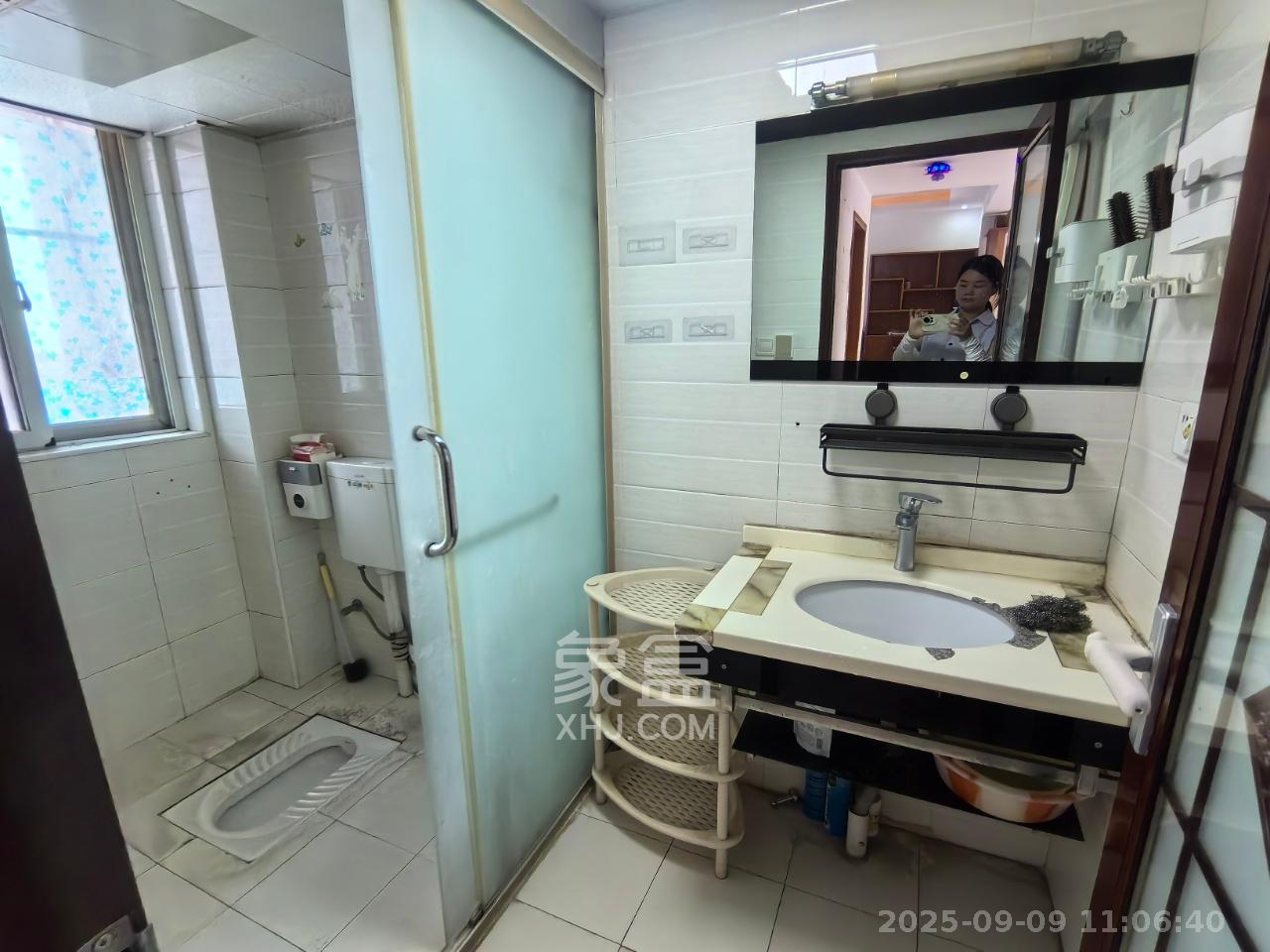 三城花苑(一,二,三期)  2室2厅1卫    1200.0元/月 三城花苑(一,二,三期)  2室2厅1卫    1200.0元/月室内图